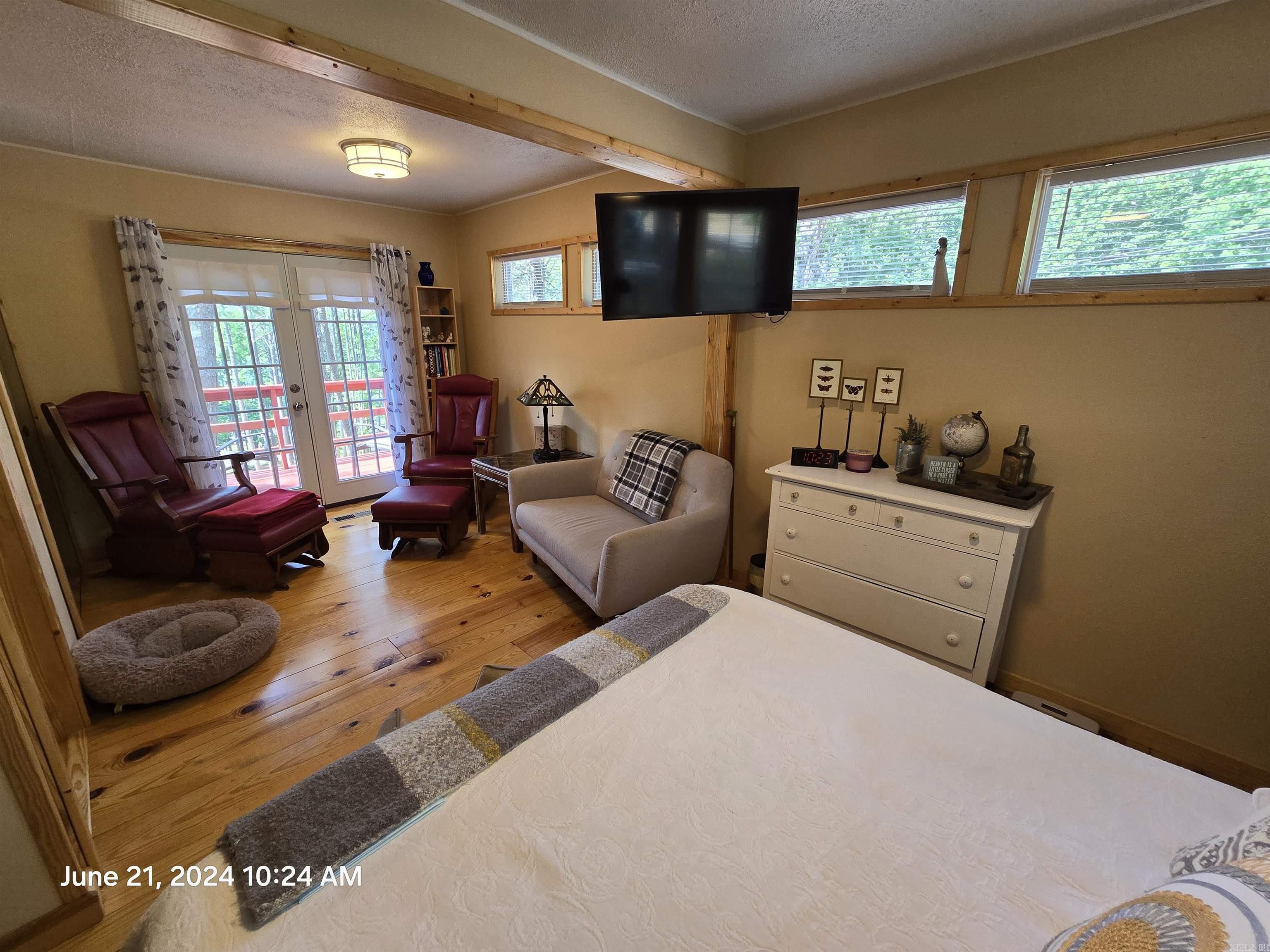 LAKEVIEW - Residential