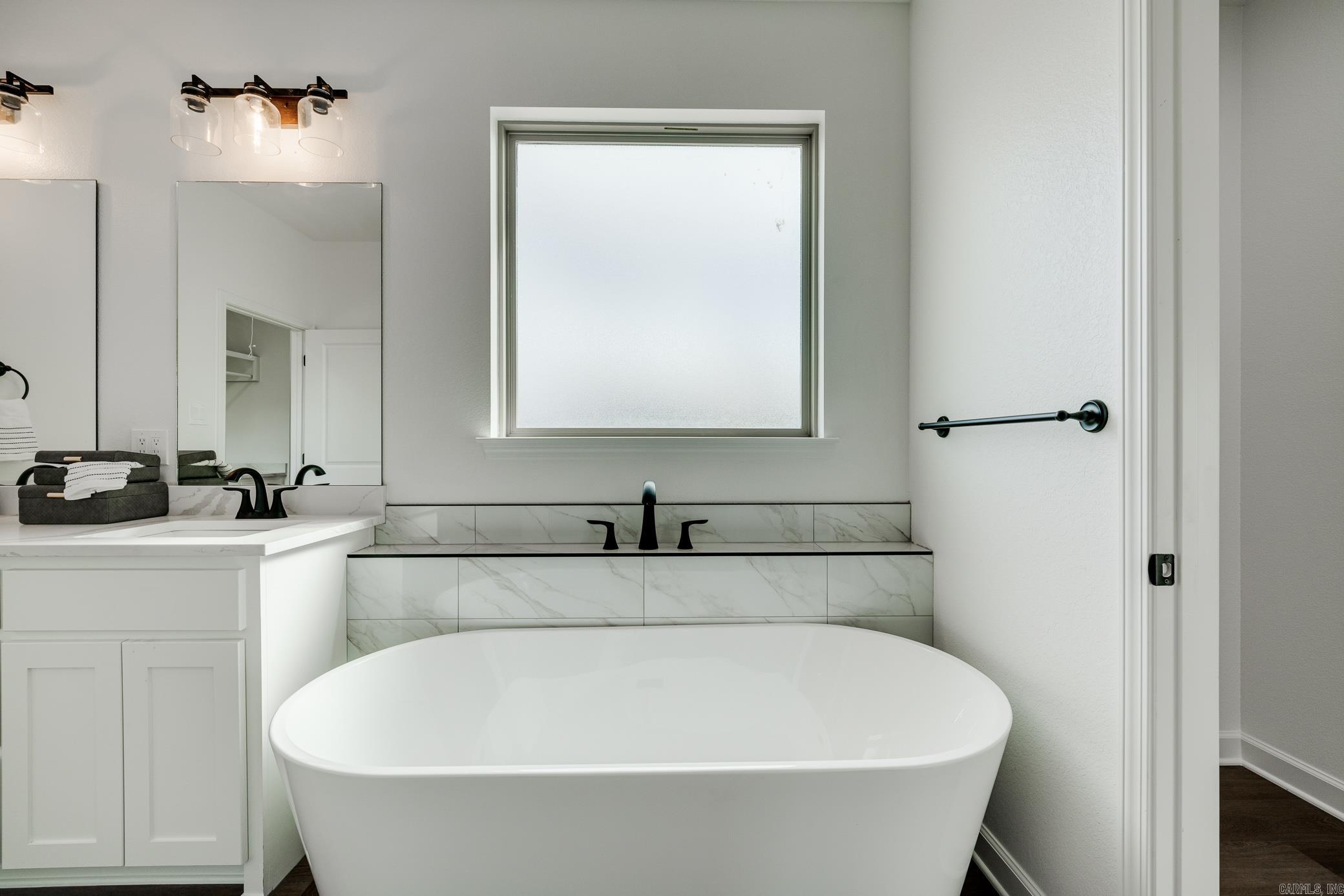 HIDDEN VALLEY ESTATES - Residential