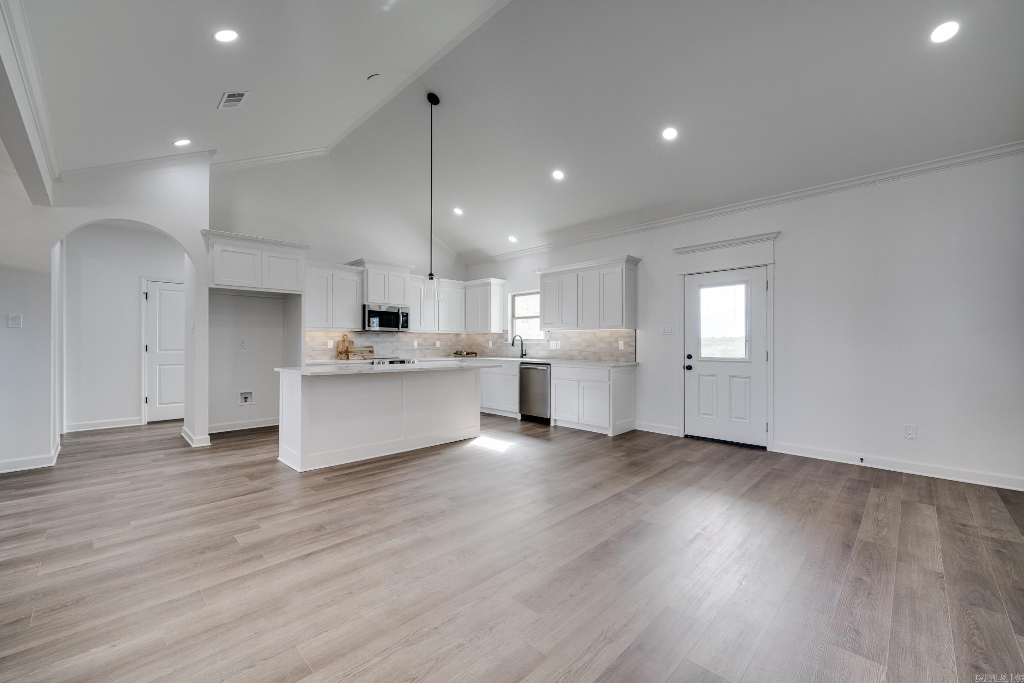 HIDDEN VALLEY ESTATES - Residential