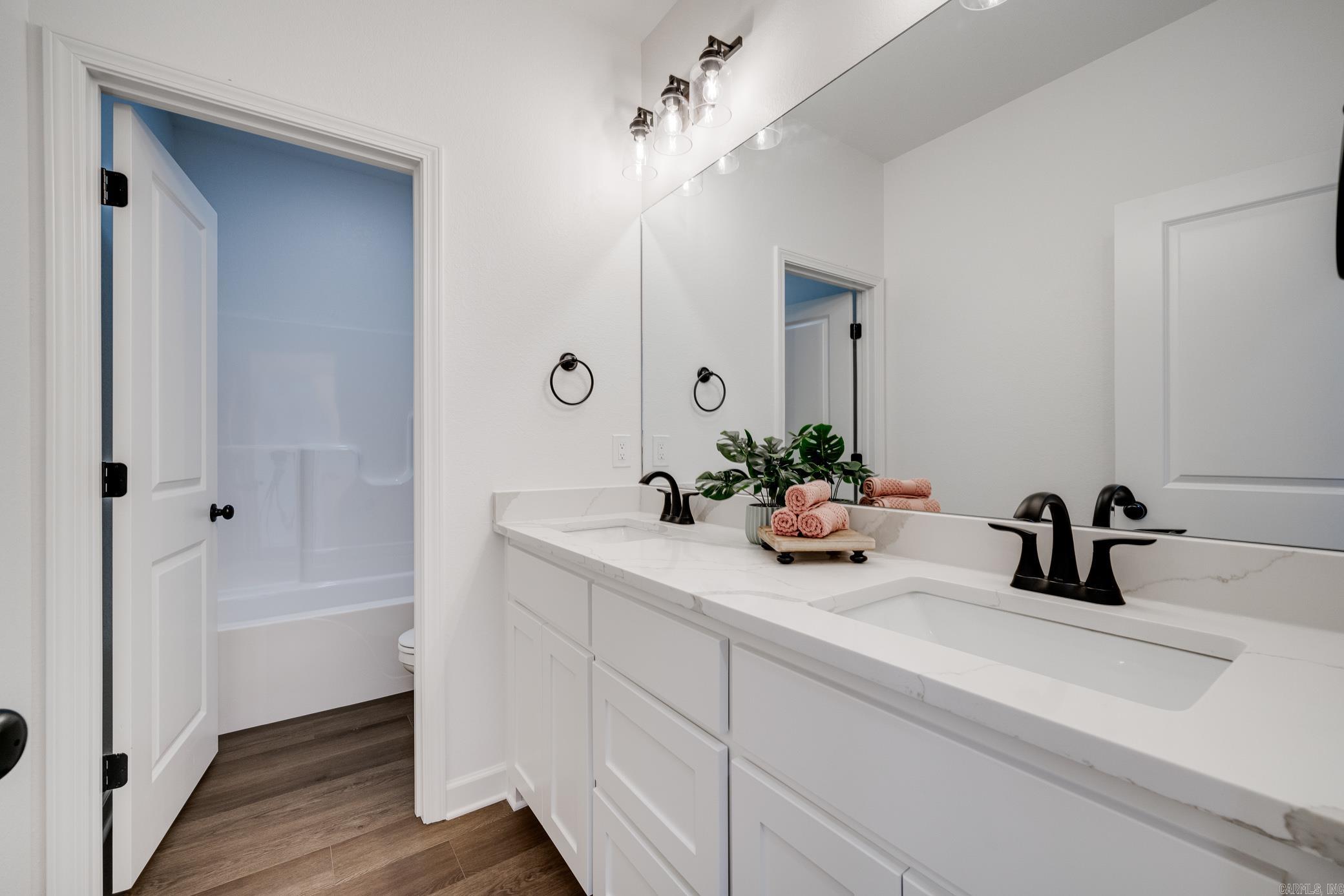 HIDDEN VALLEY ESTATES - Residential