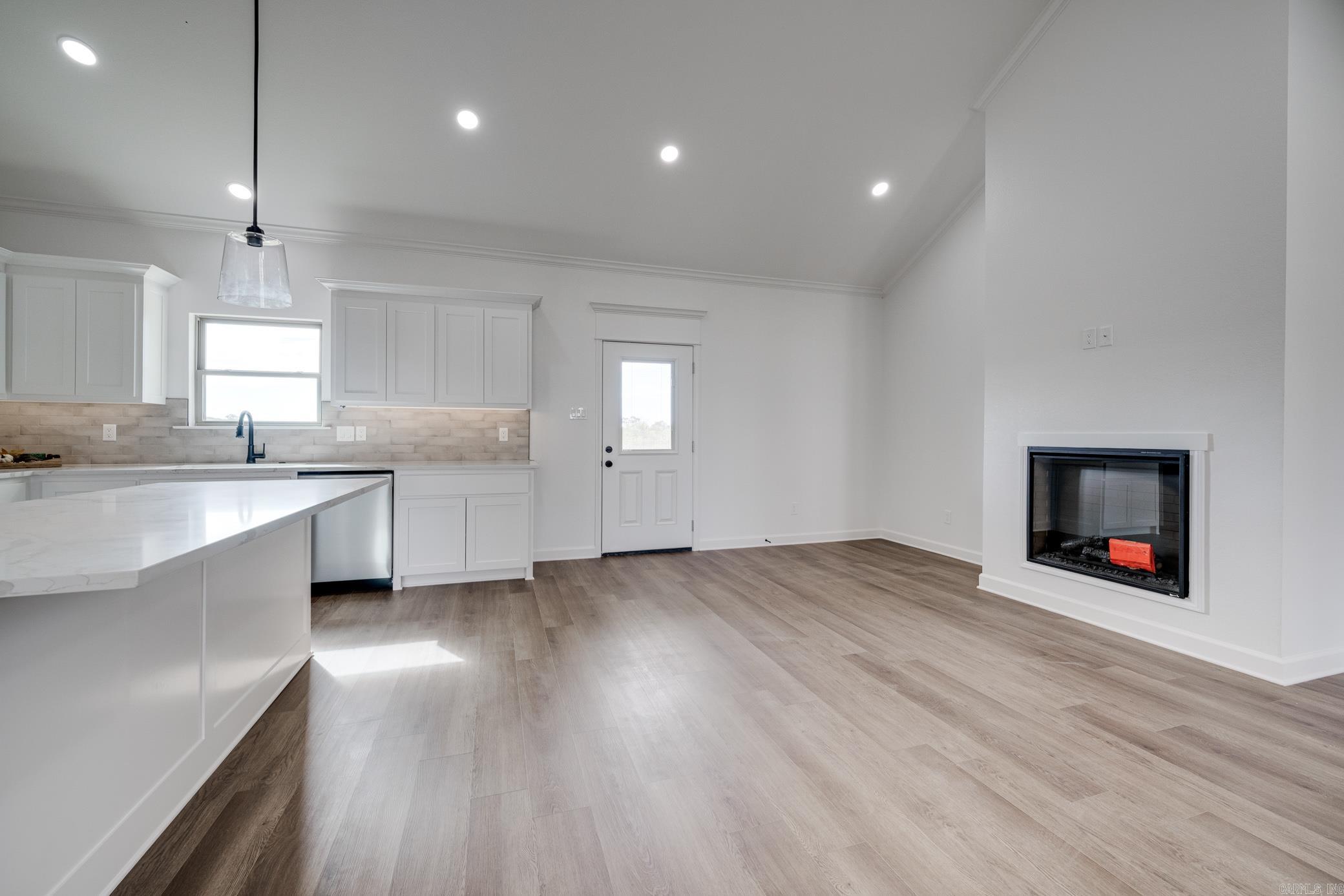 HIDDEN VALLEY ESTATES - Residential