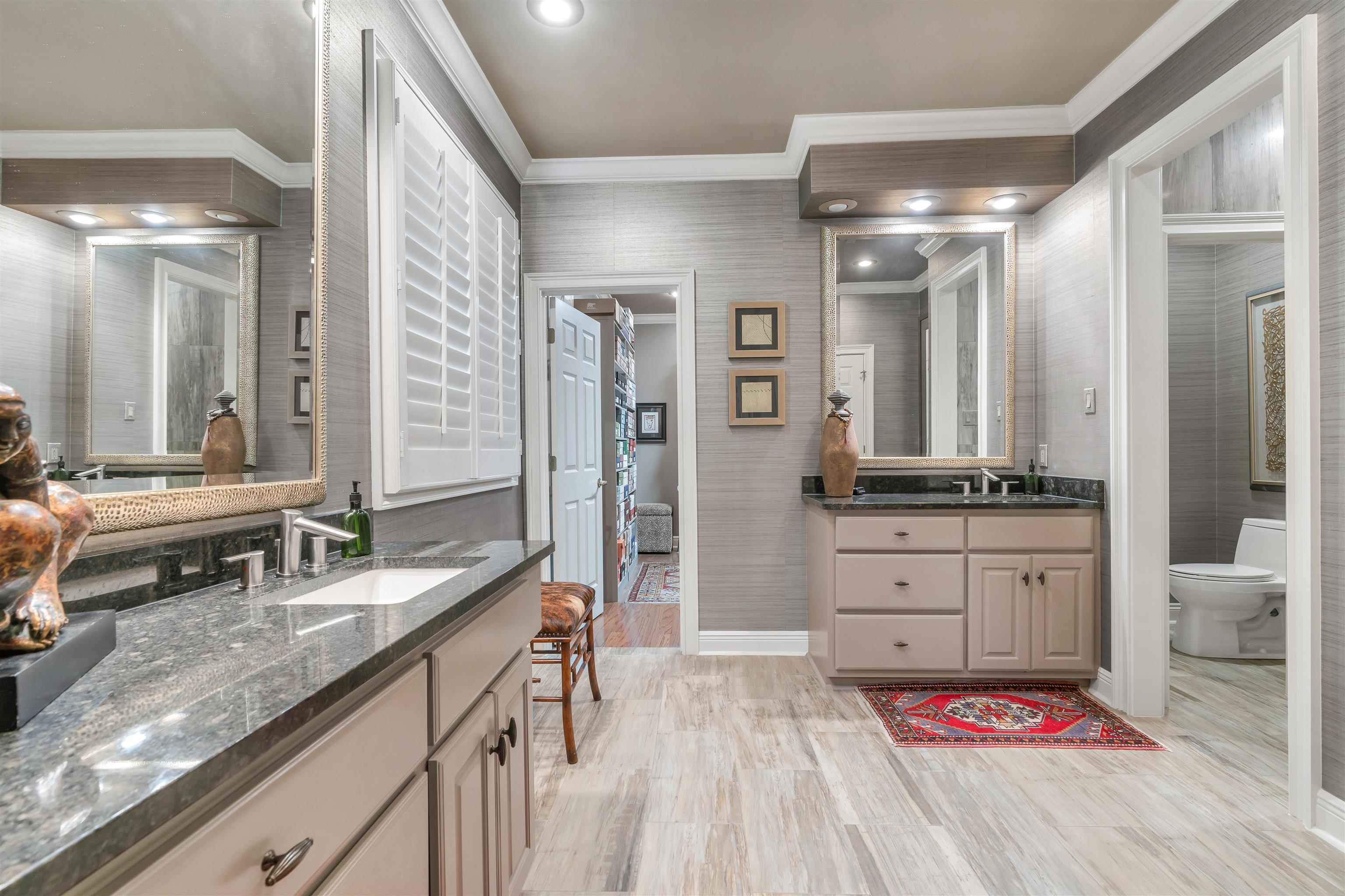 Ridgepointe - Residential