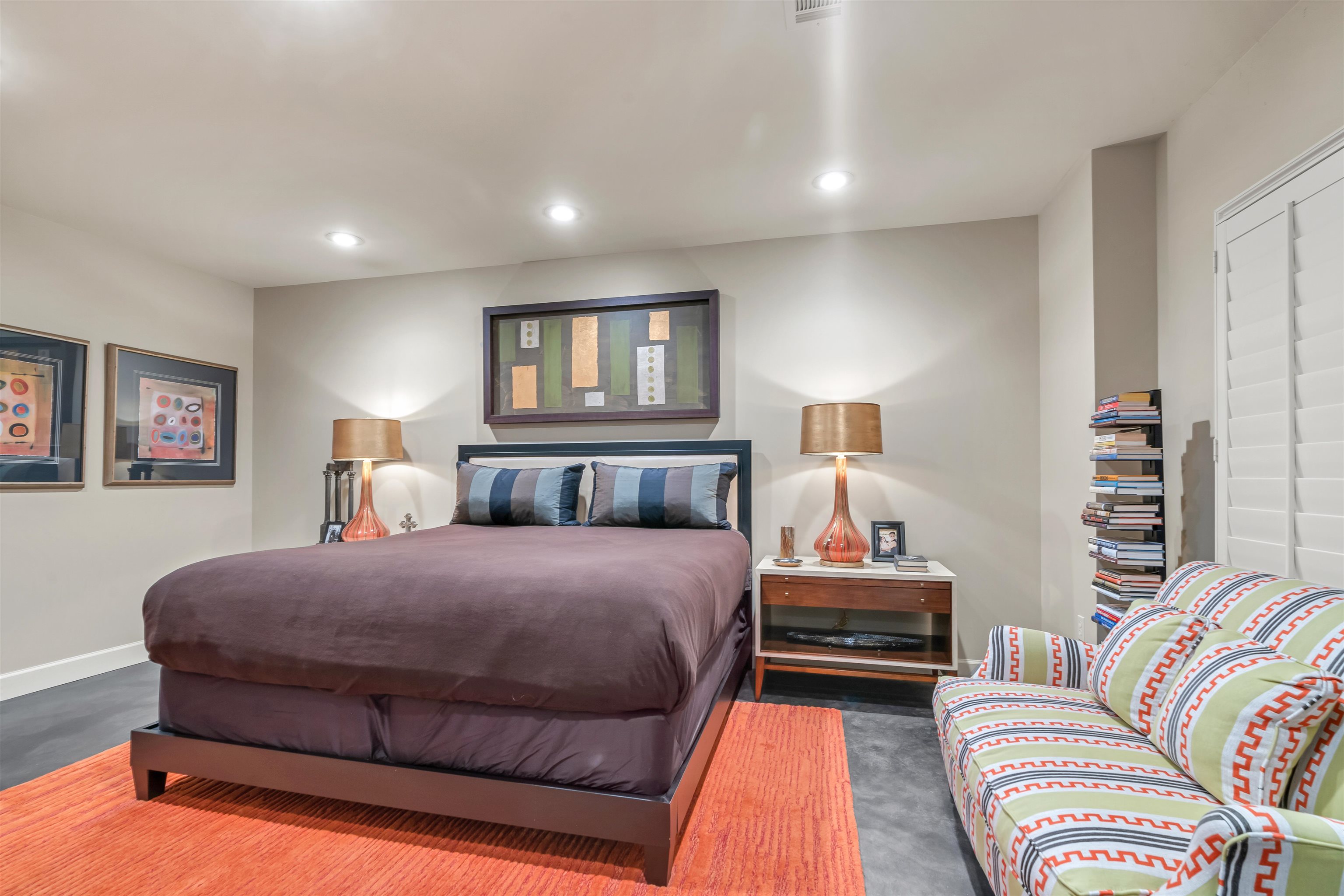 Ridgepointe - Residential