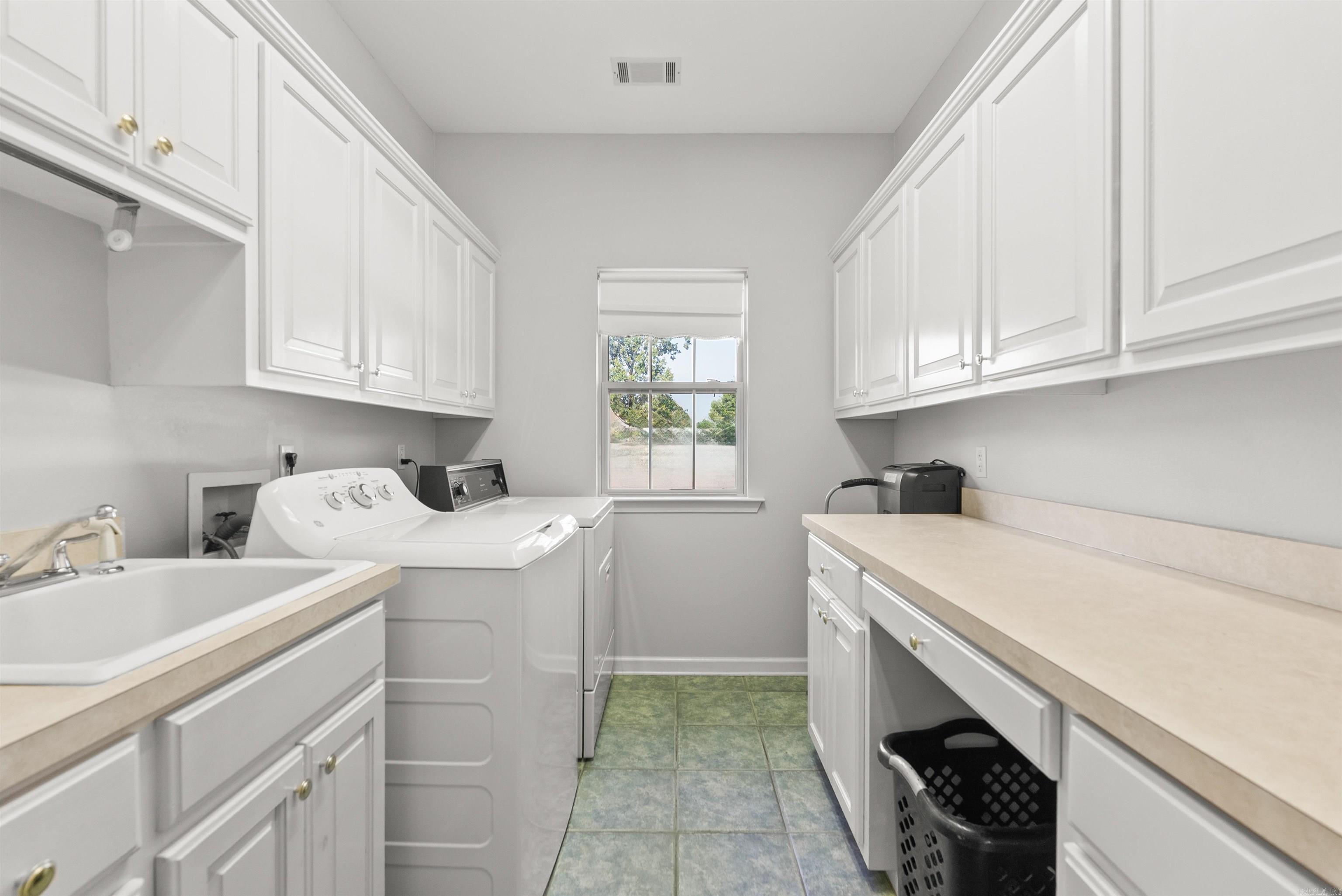 BELLE RIVER ADDN - Residential