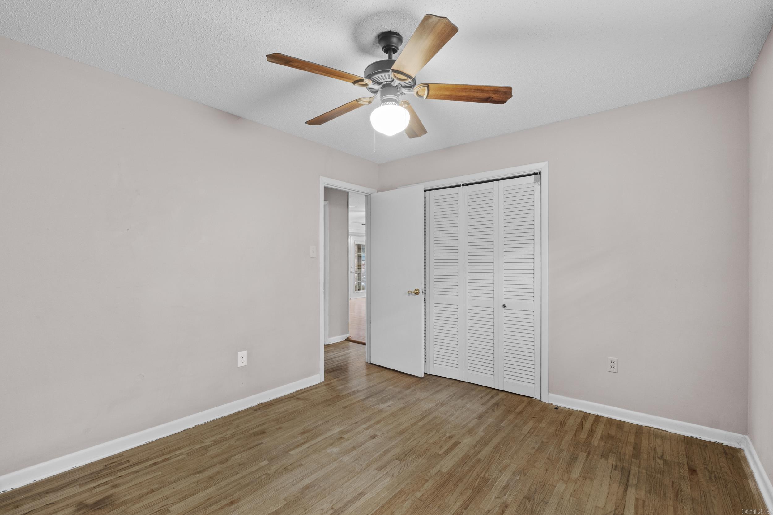 INDIAN HILLS - Residential