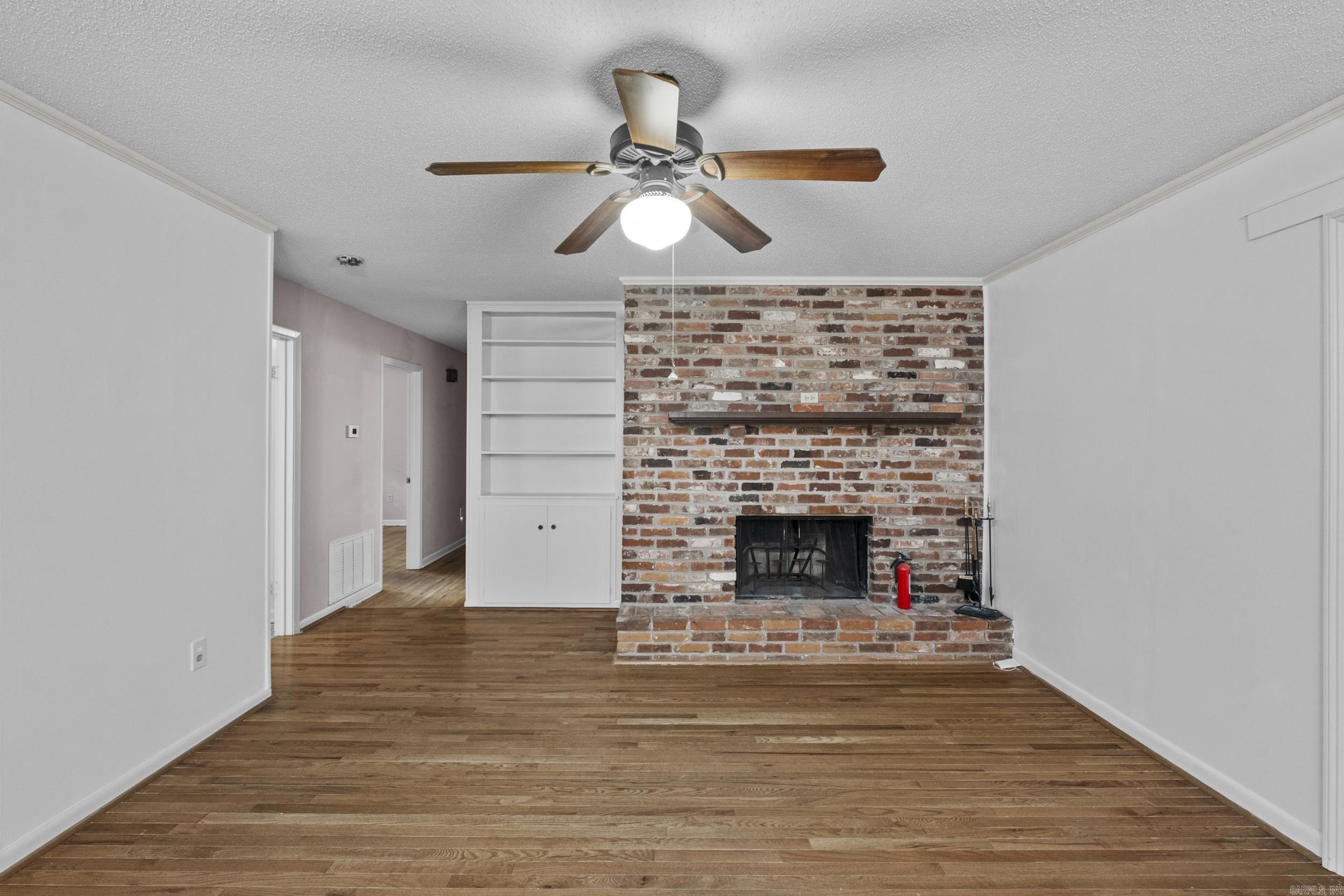 INDIAN HILLS - Residential