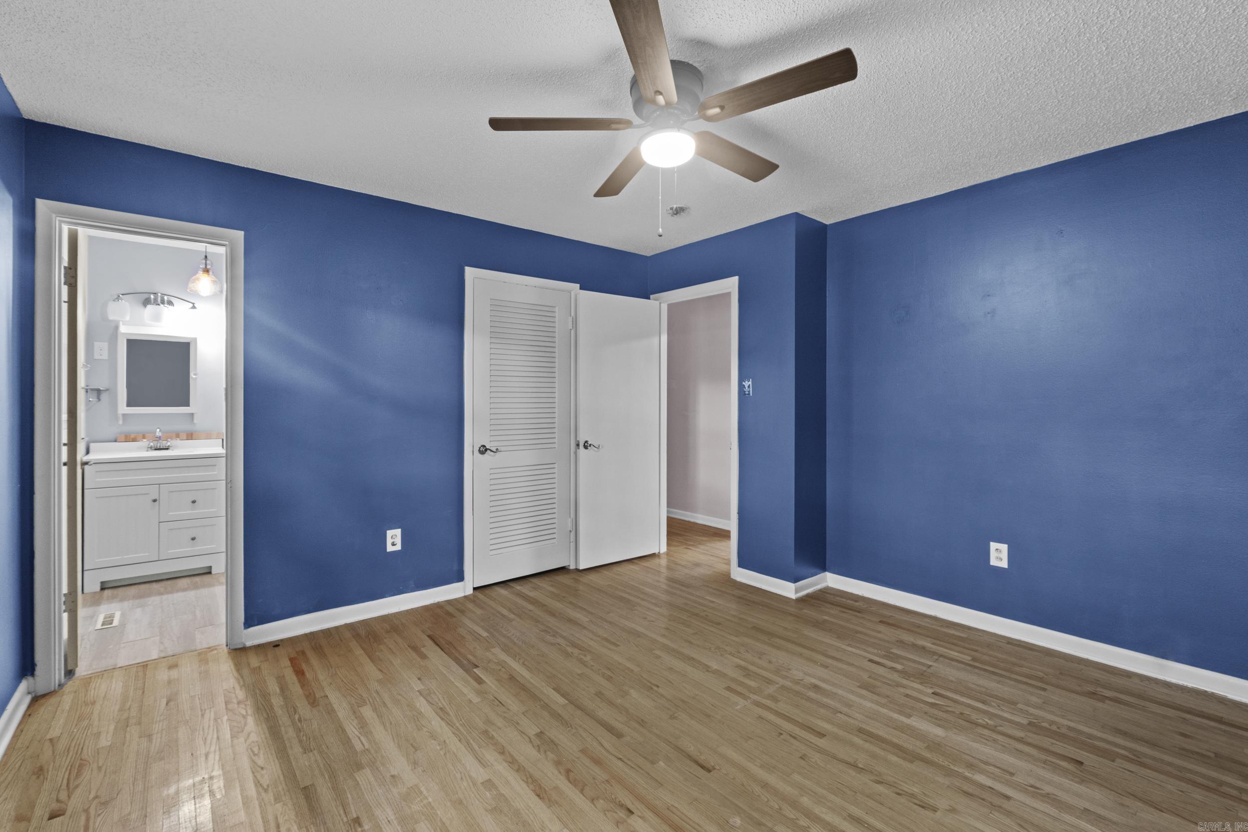 INDIAN HILLS - Residential