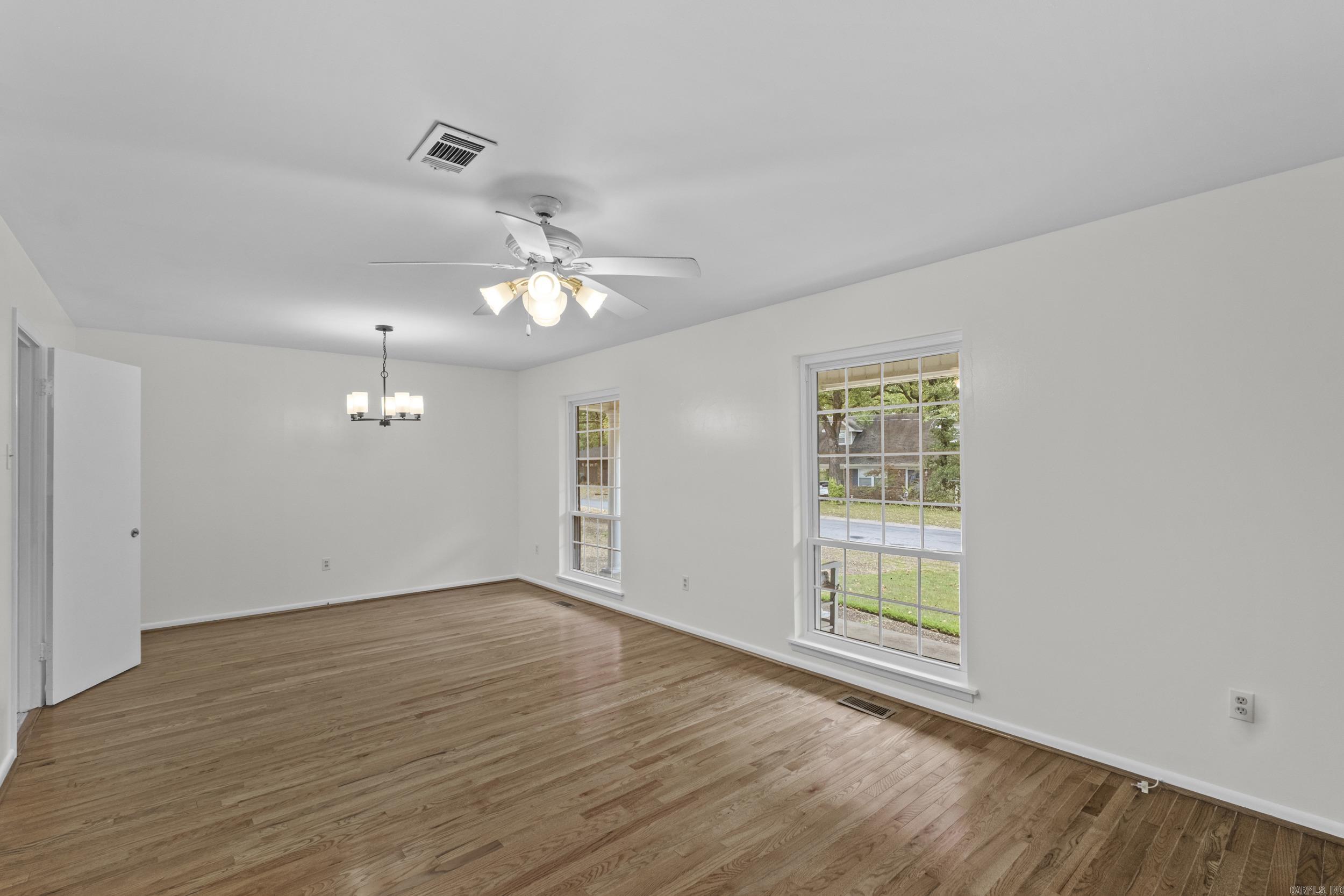 INDIAN HILLS - Residential