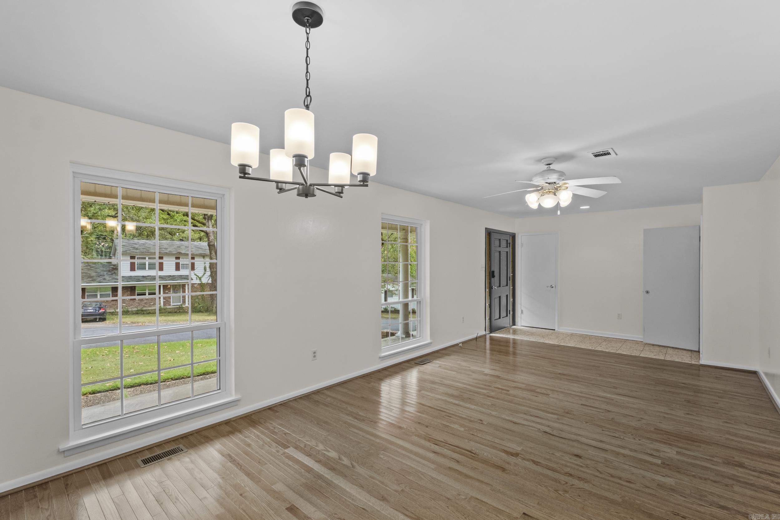 INDIAN HILLS - Residential