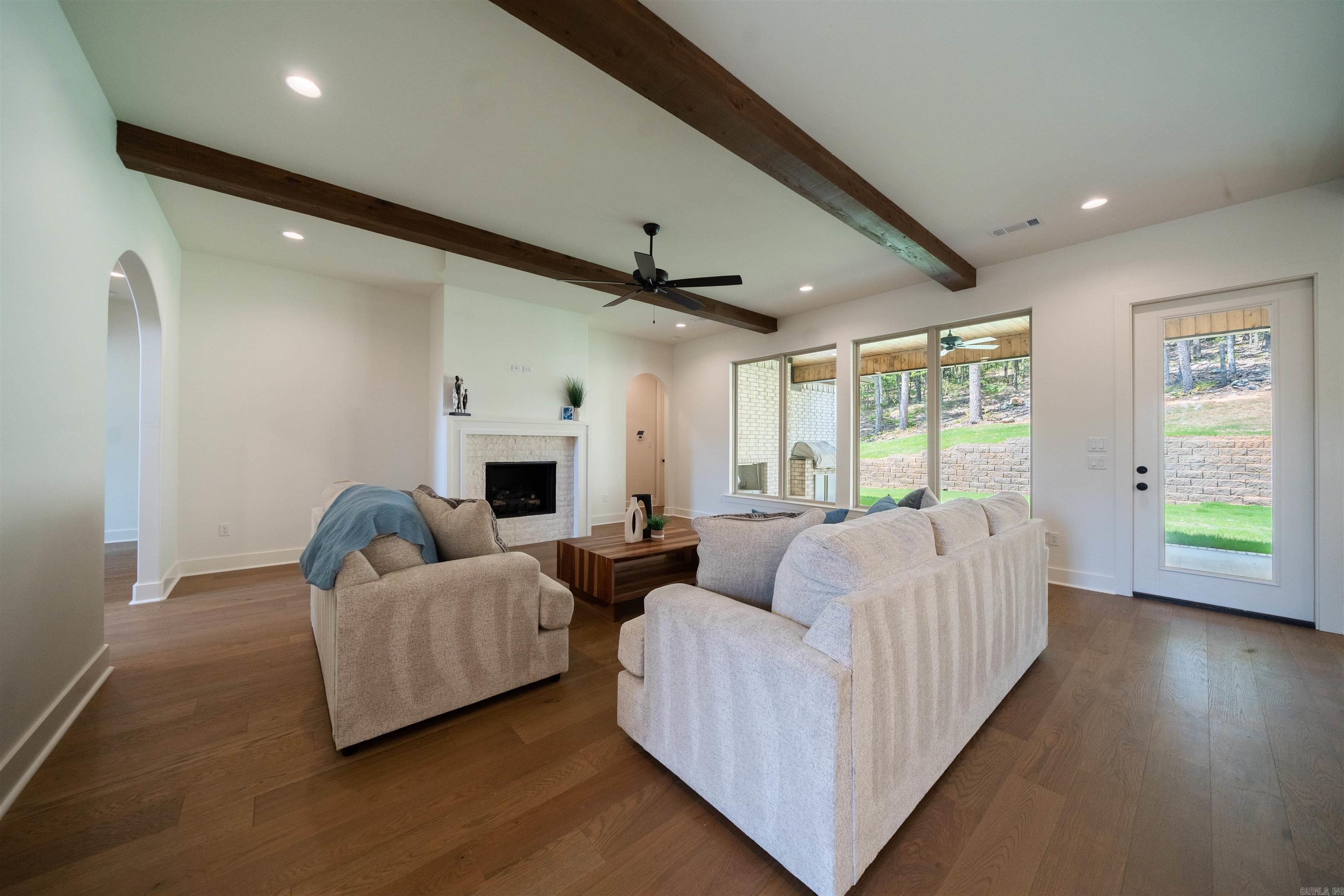 BEAR DEN ESTATES - Residential