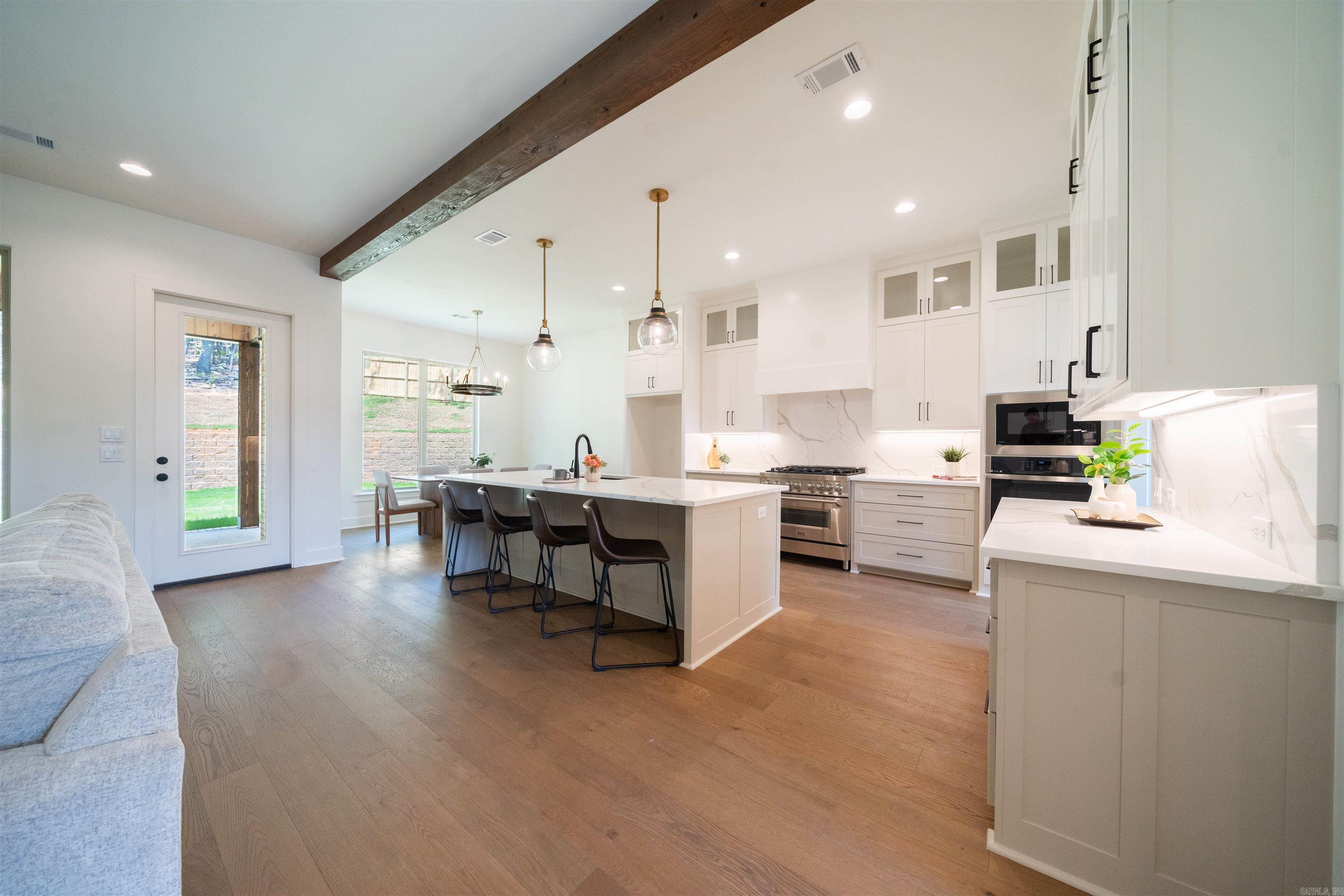 BEAR DEN ESTATES - Residential