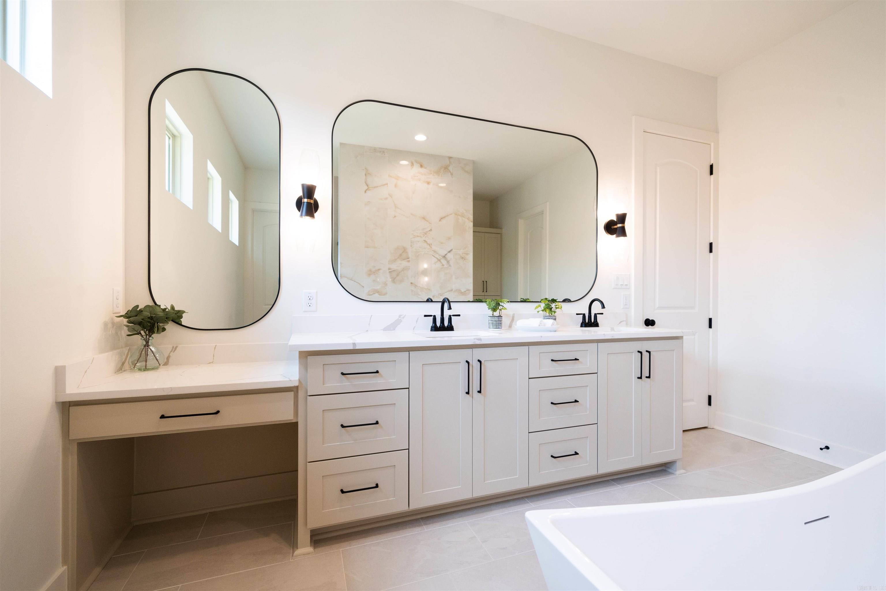 BEAR DEN ESTATES - Residential