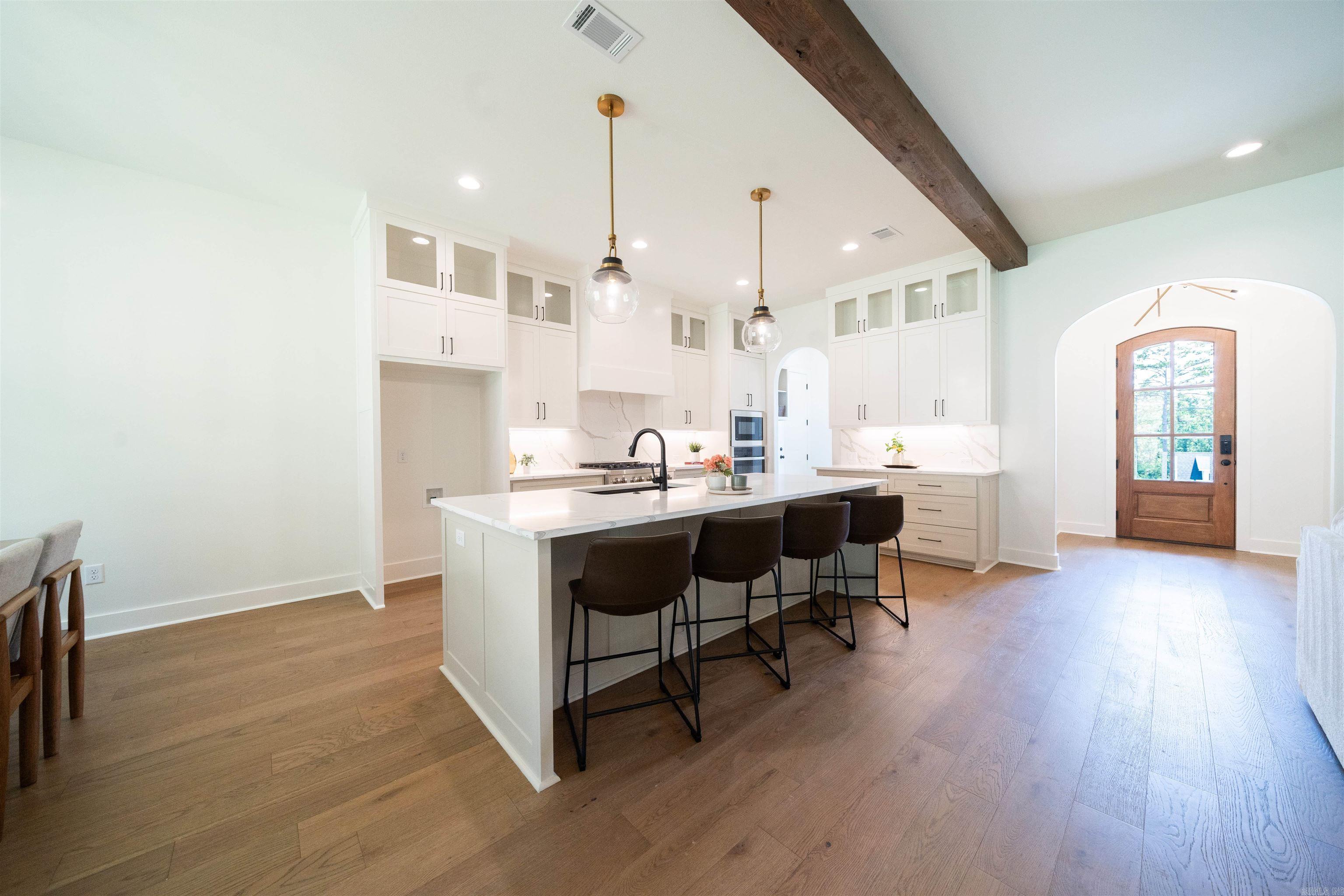 BEAR DEN ESTATES - Residential