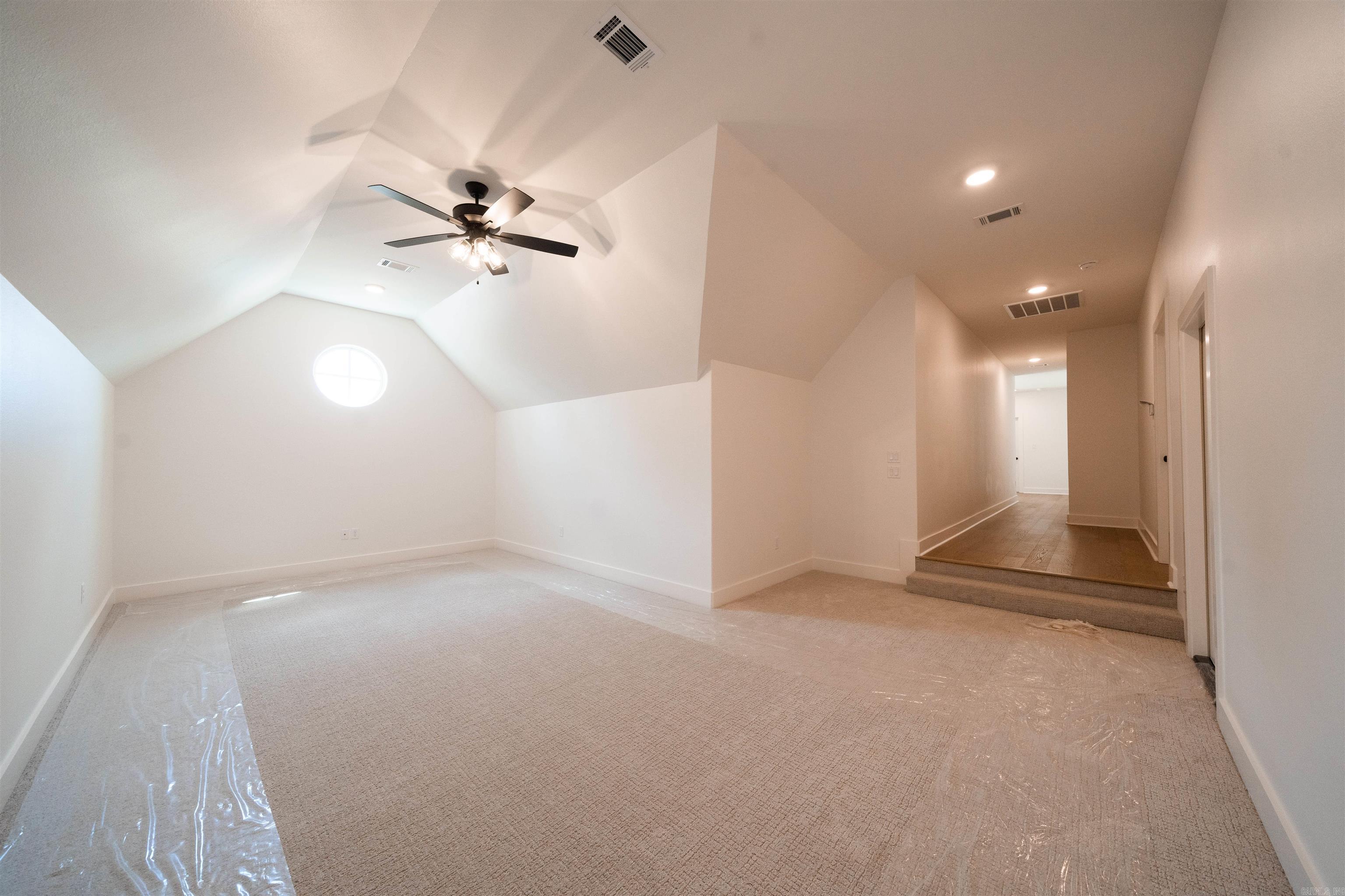 BEAR DEN ESTATES - Residential