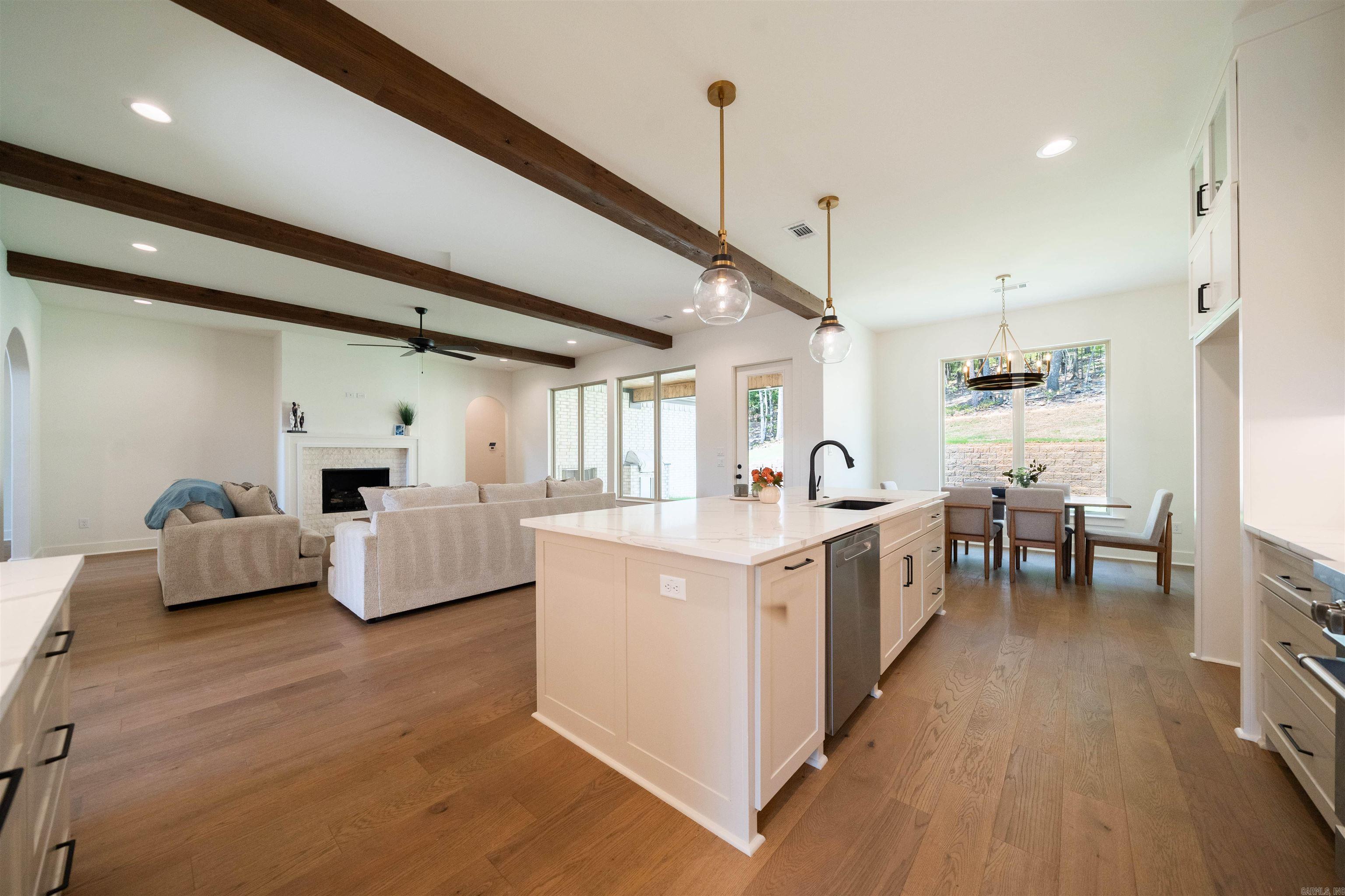 BEAR DEN ESTATES - Residential