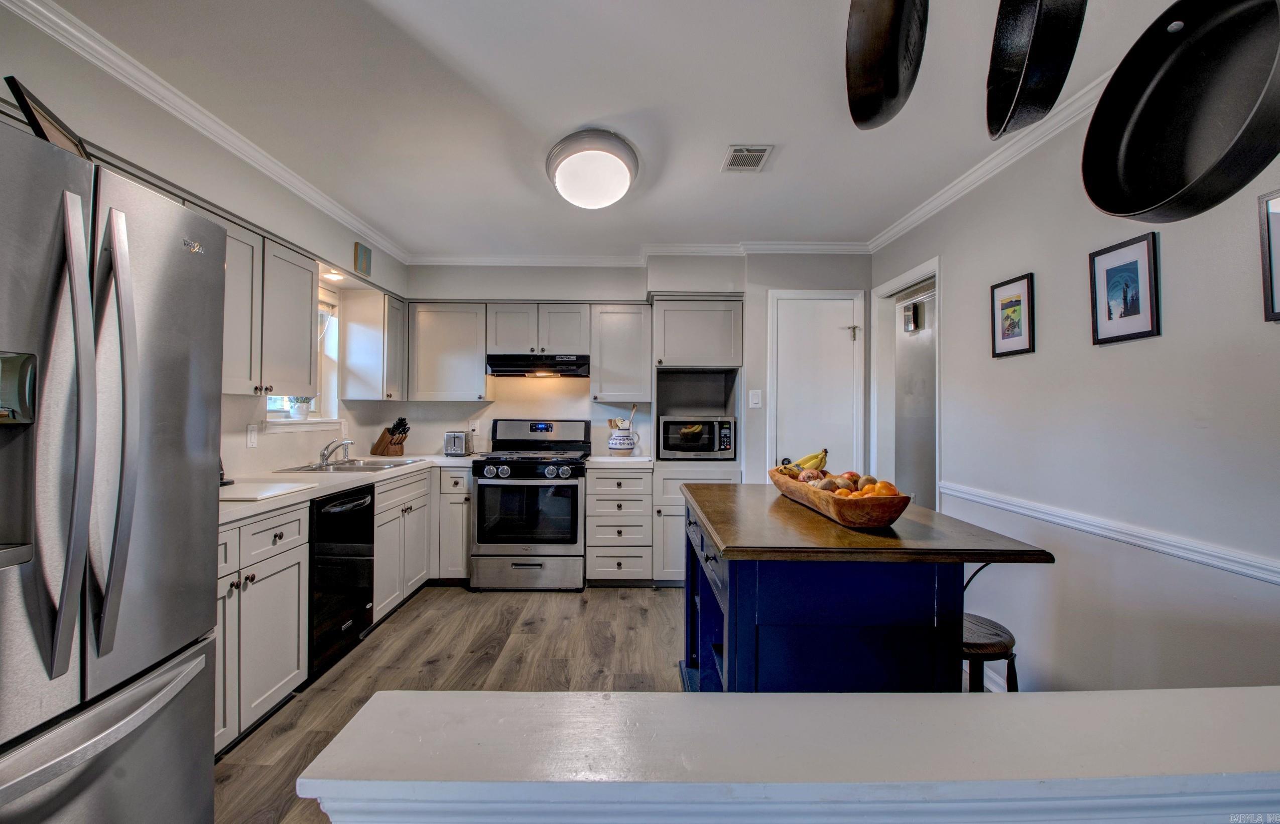 WALNUT VALLEY - Residential