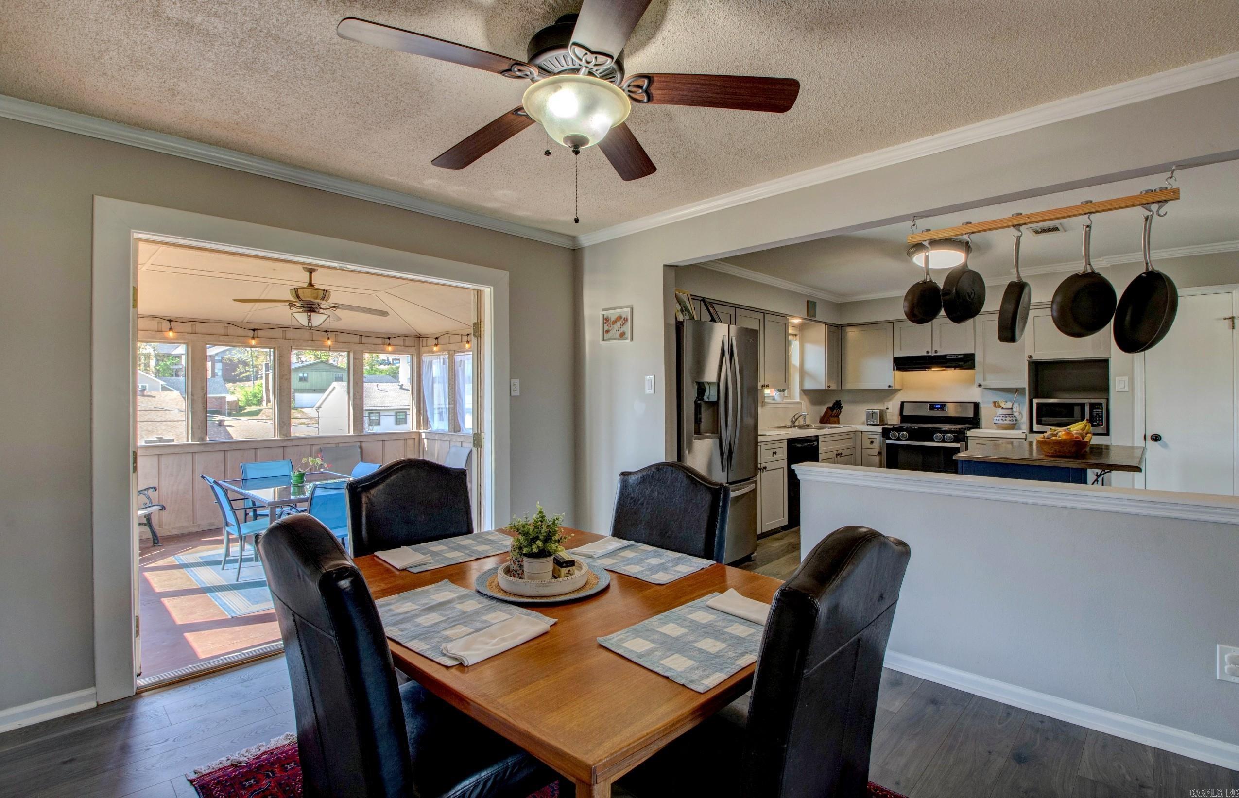 WALNUT VALLEY - Residential