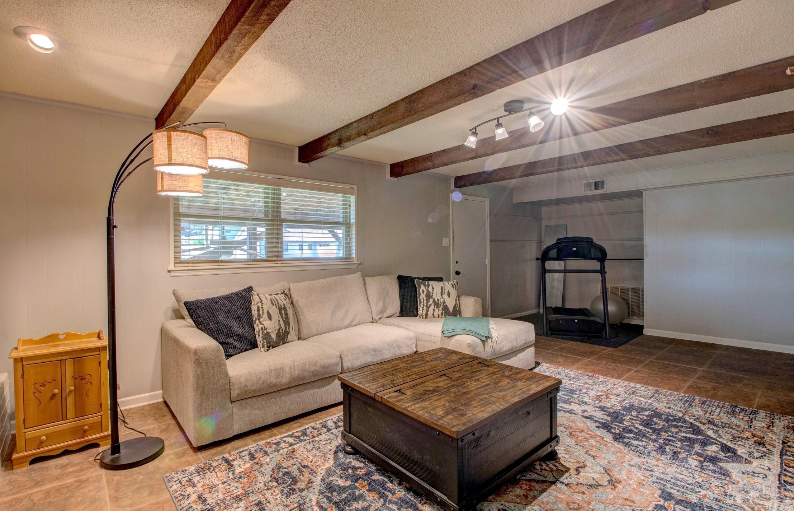 WALNUT VALLEY - Residential