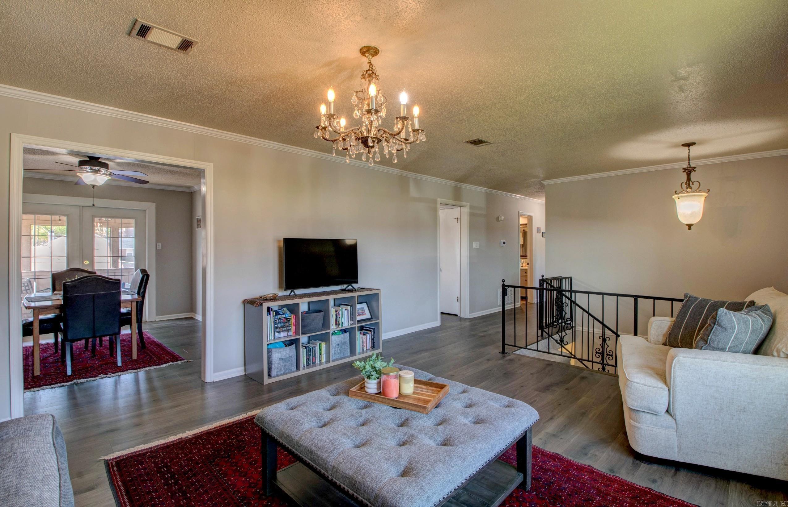 WALNUT VALLEY - Residential