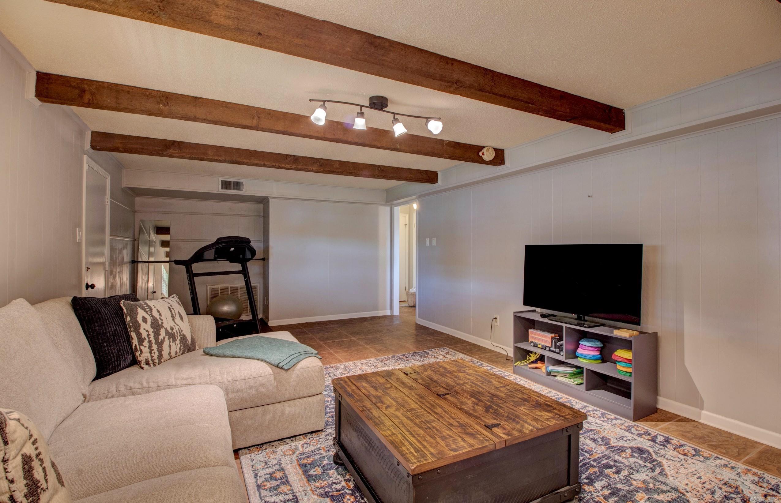 WALNUT VALLEY - Residential