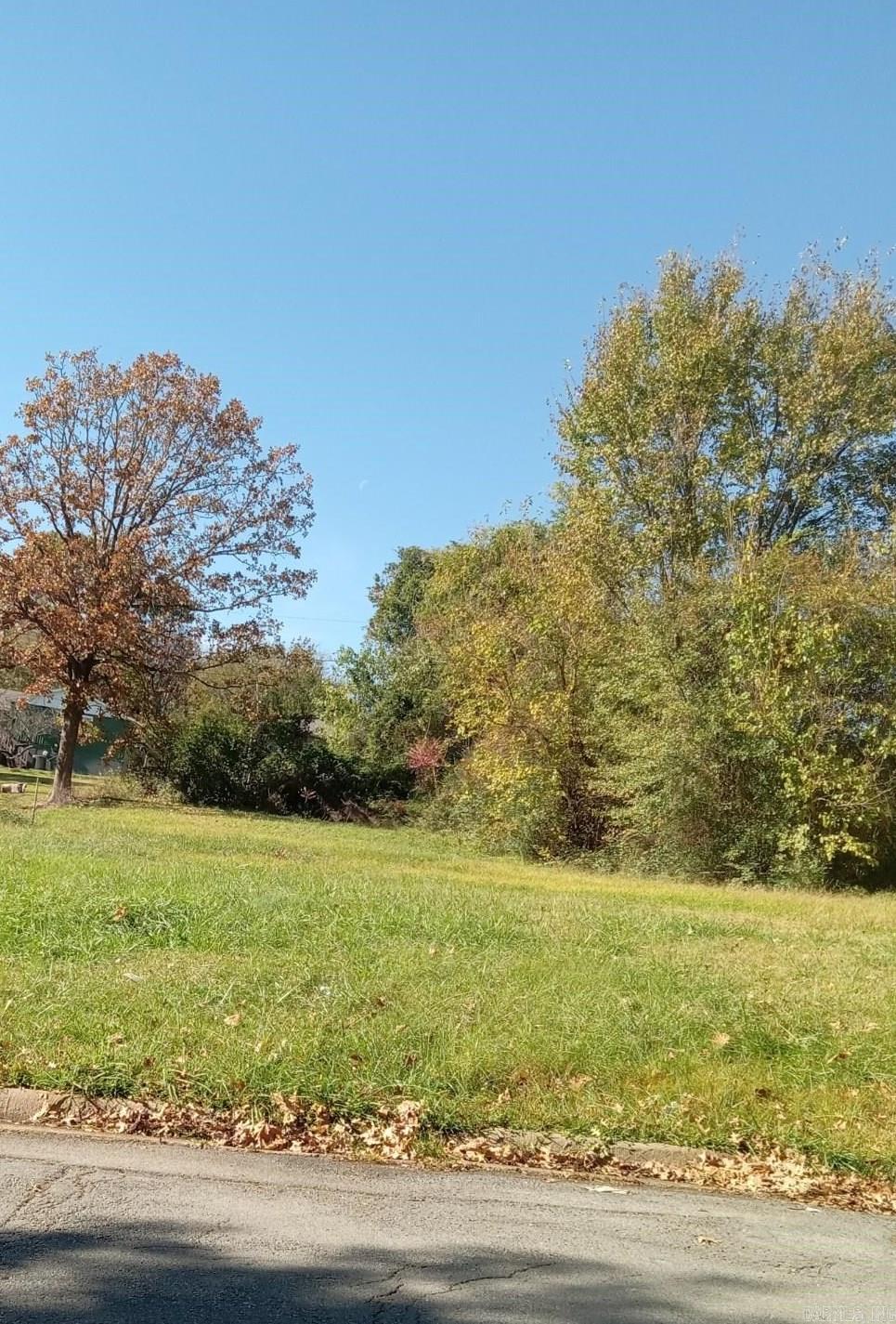 Residential lot minutes away from downtown Little Rock, Arkansas.