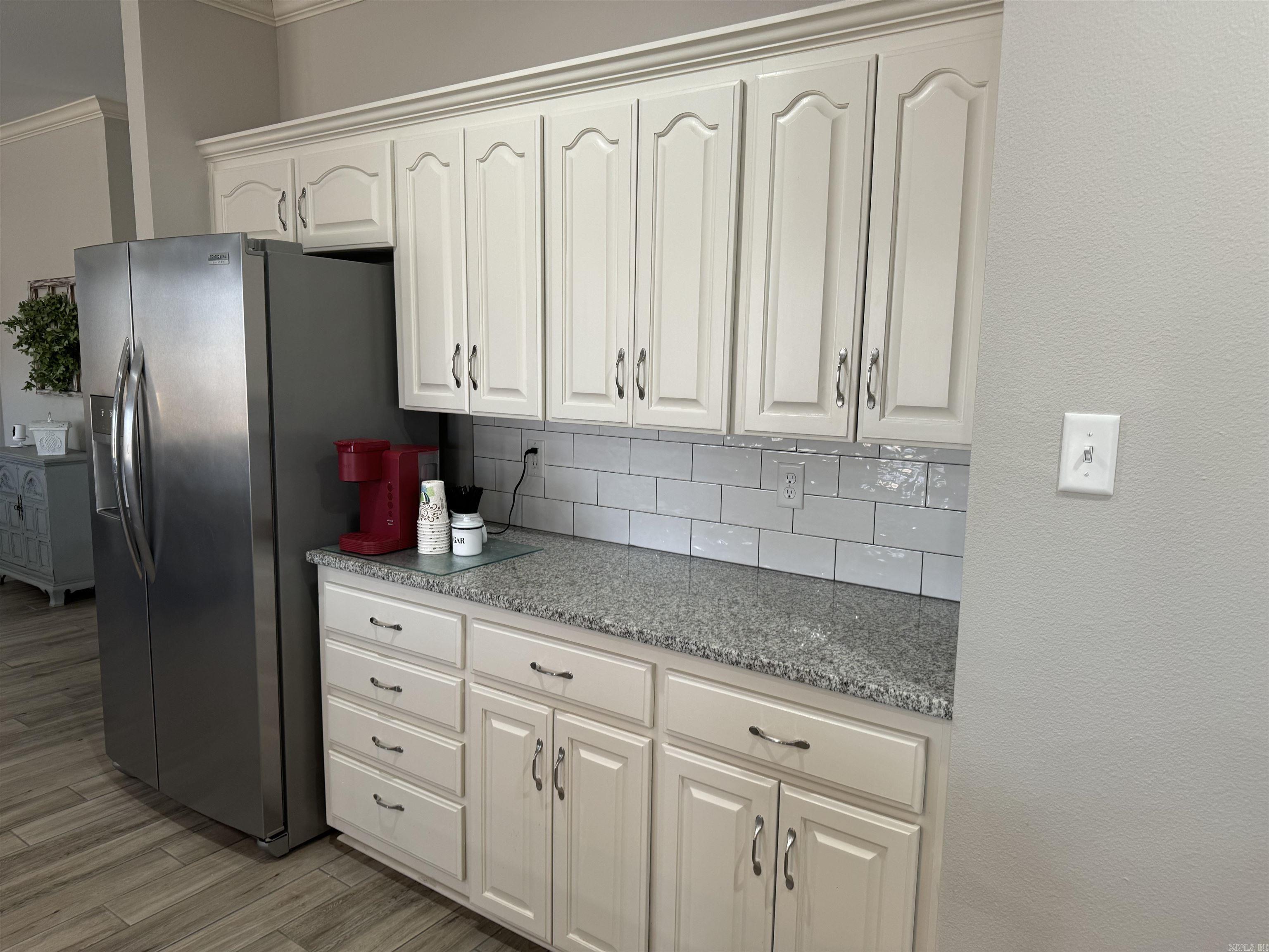 HIDDEN VALLEY ESTATES - Residential