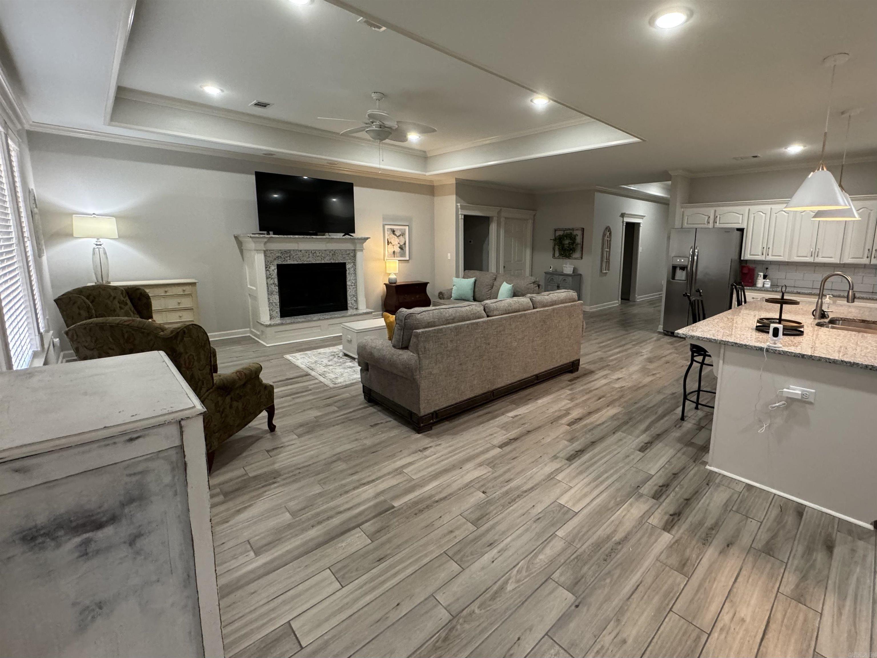 HIDDEN VALLEY ESTATES - Residential