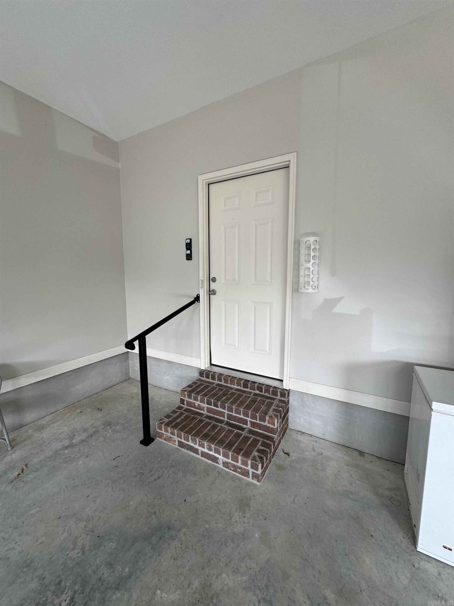 HIDDEN VALLEY ESTATES - Residential