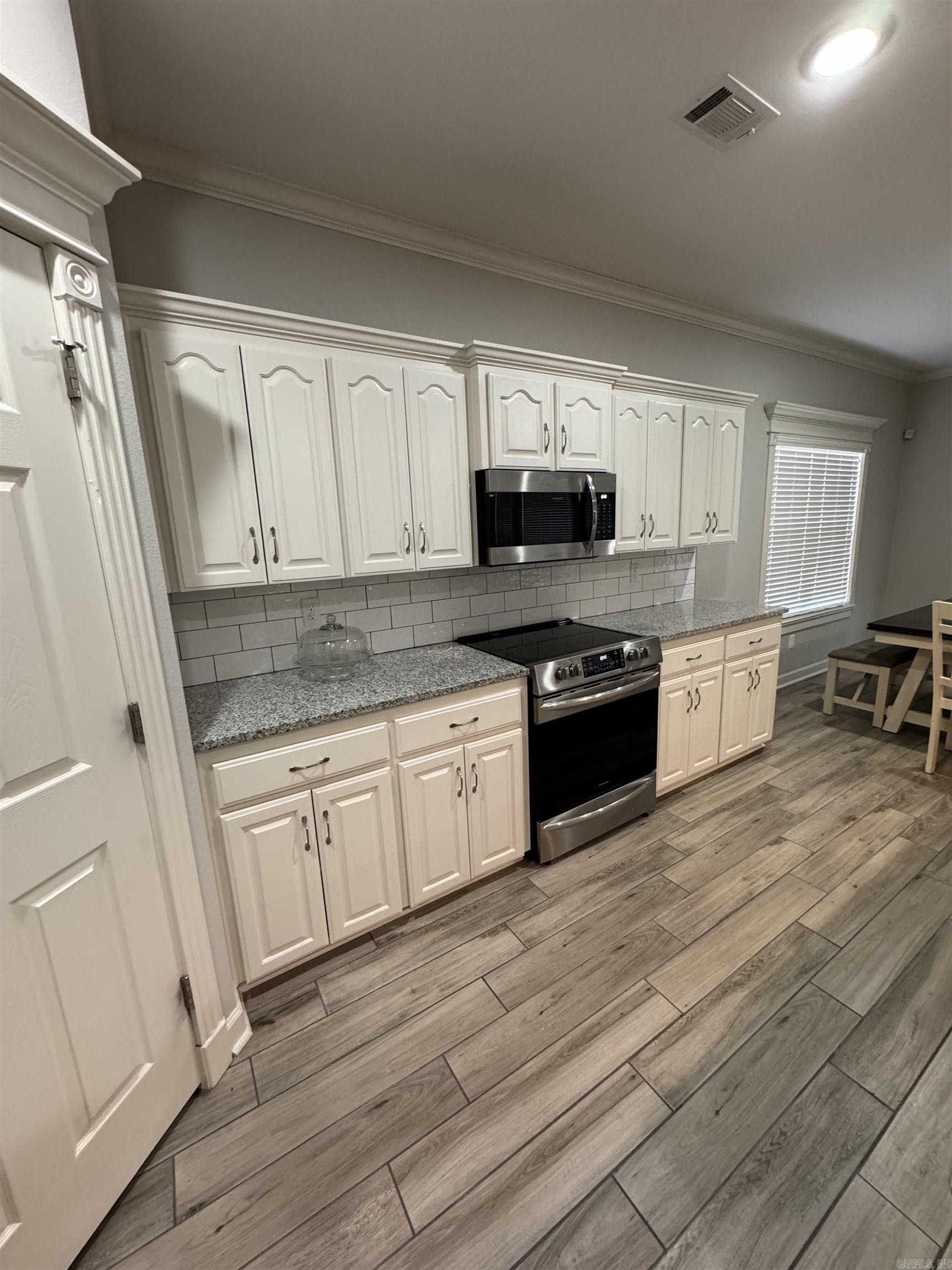 HIDDEN VALLEY ESTATES - Residential