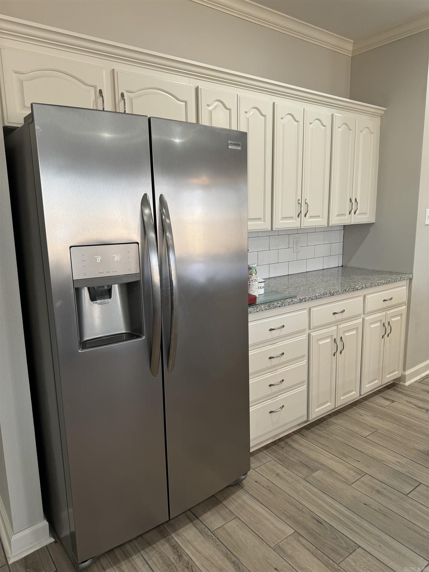 HIDDEN VALLEY ESTATES - Residential