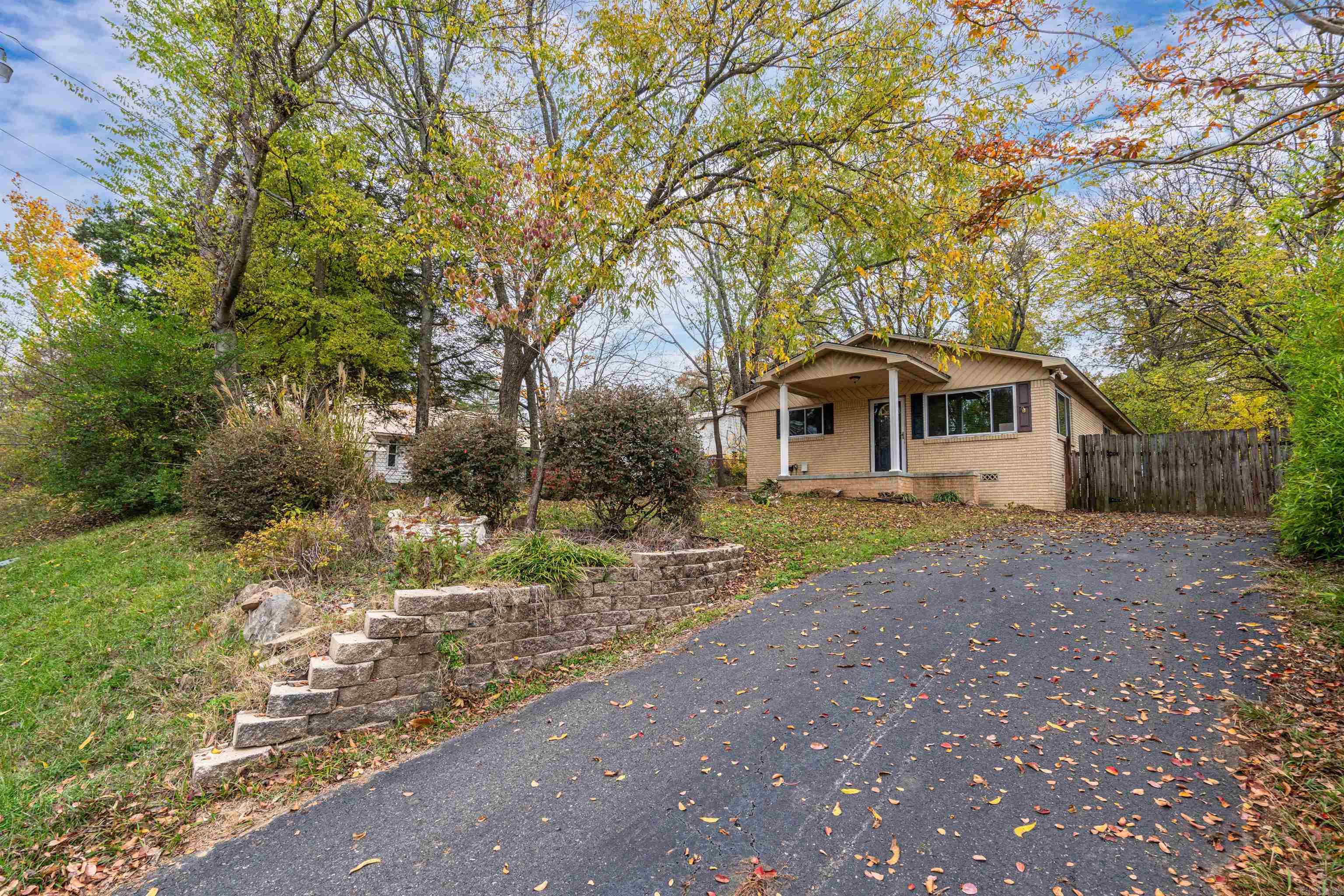 EDGEMONT ADDITION - Residential
