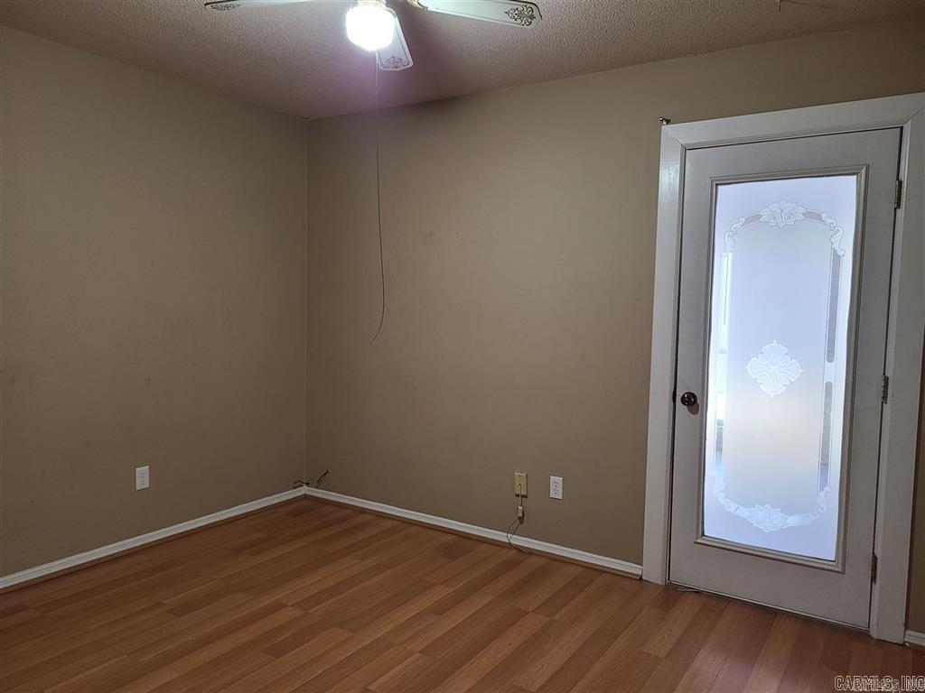 STONEWALL - Residential