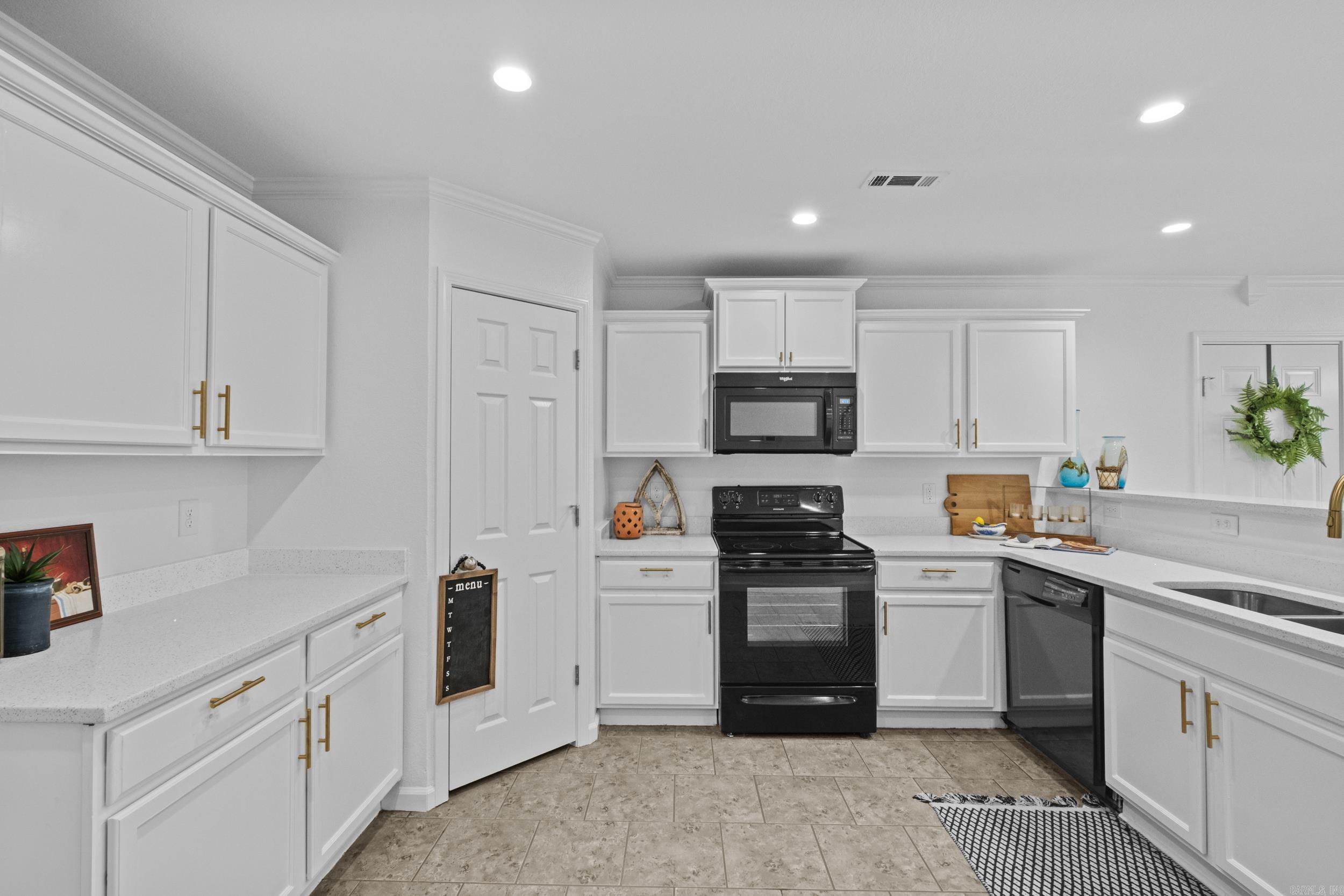 TRAMMEL ESTATES - Residential