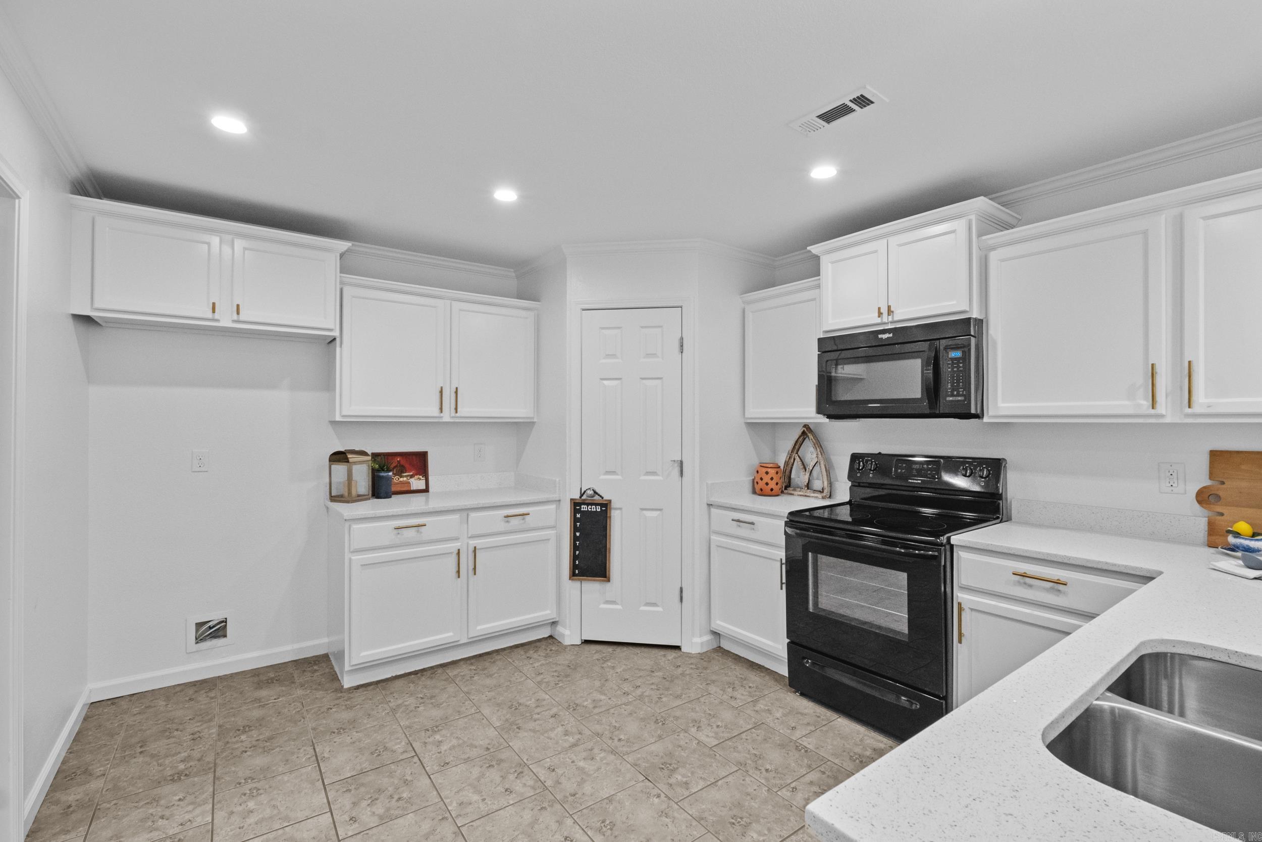 TRAMMEL ESTATES - Residential