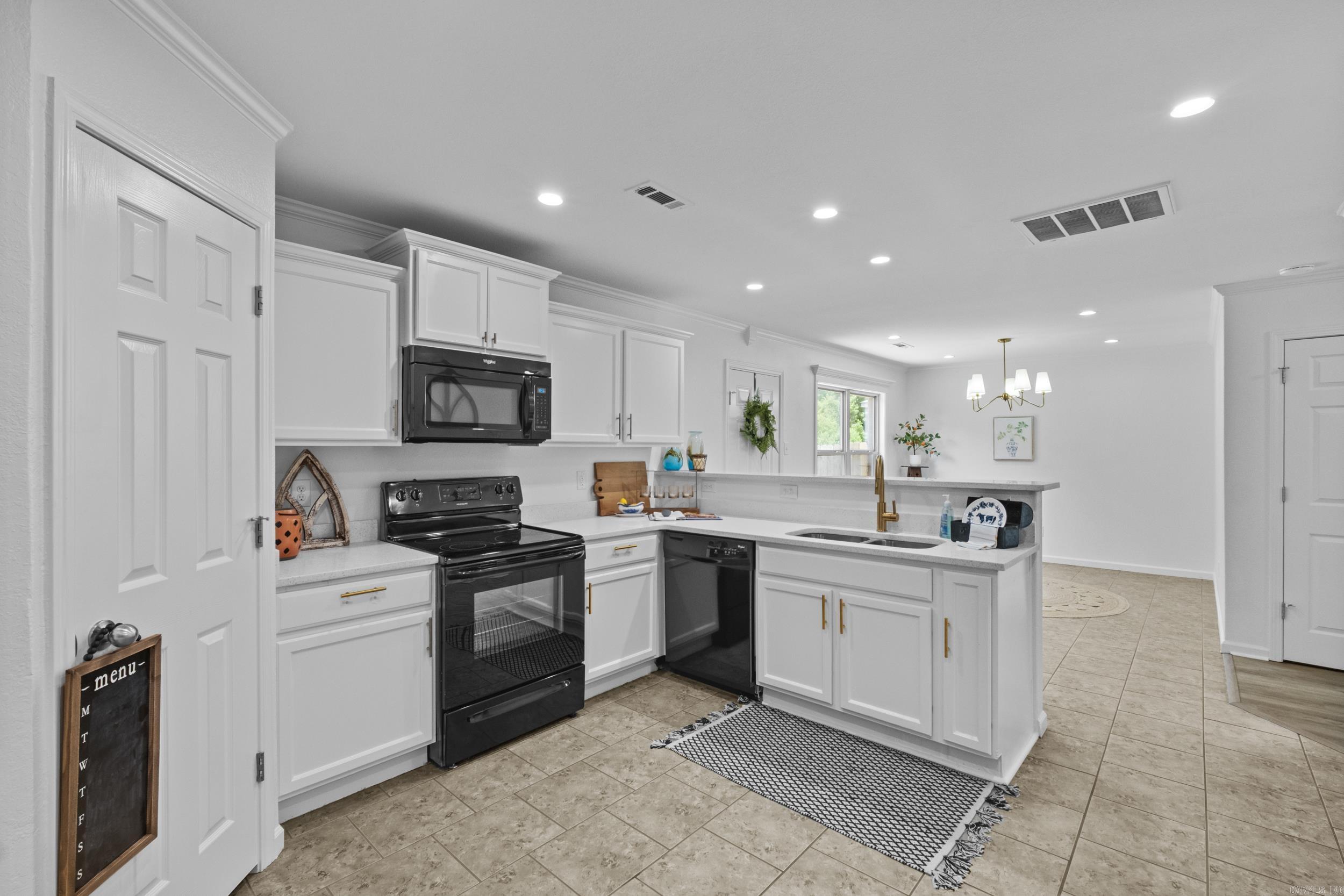 TRAMMEL ESTATES - Residential