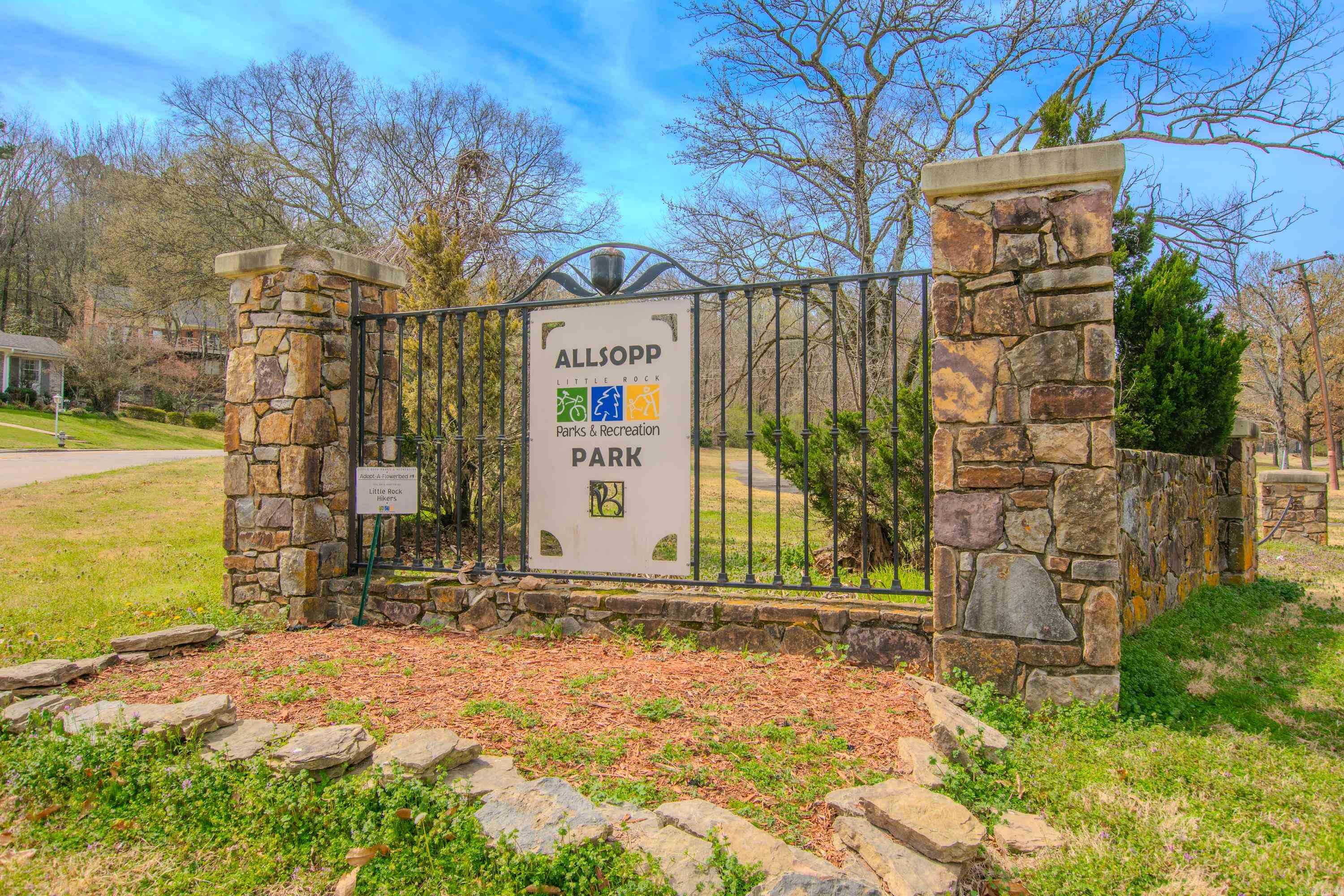 Townhouses in Park HPR - Residential