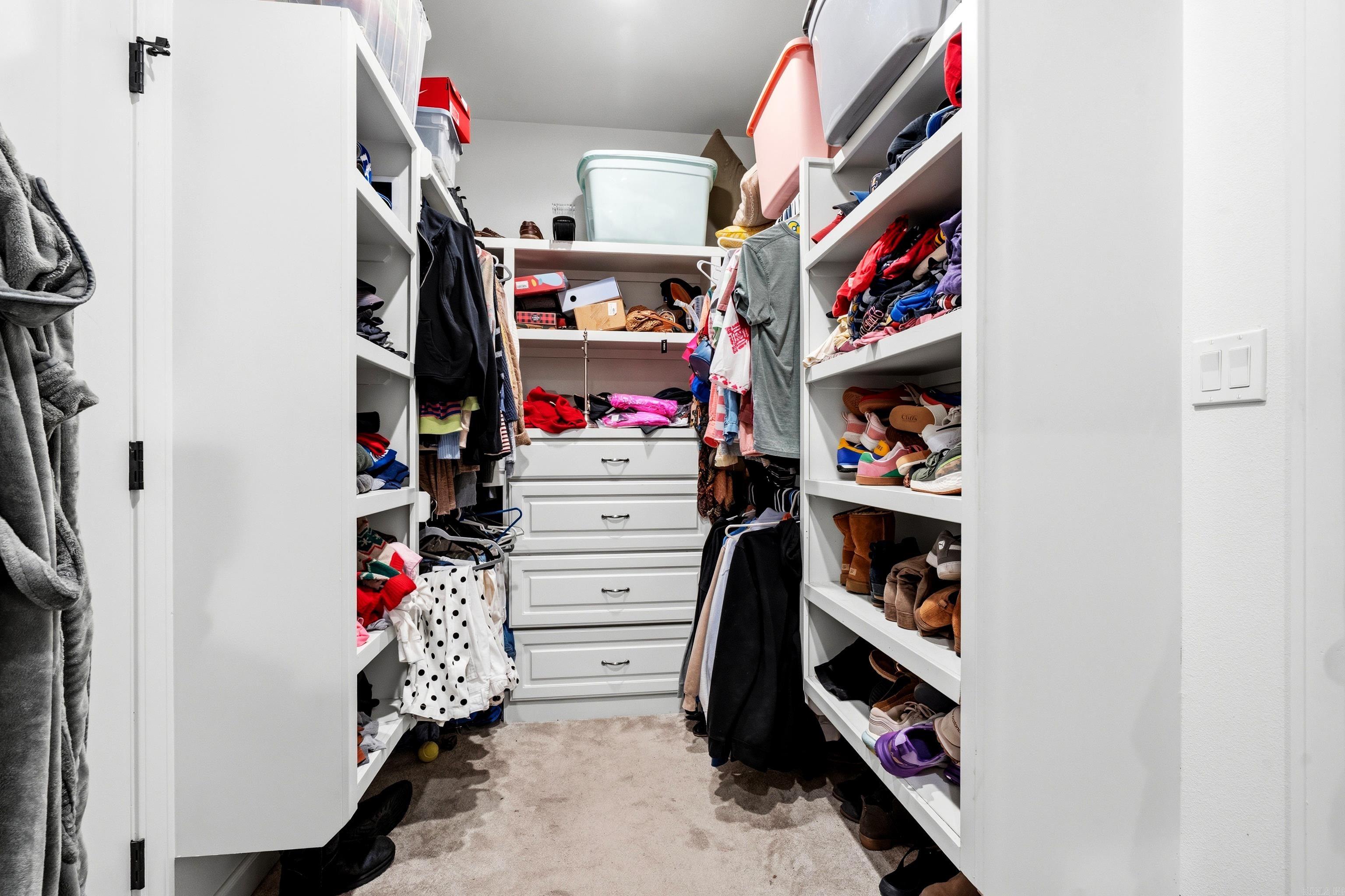 SHERRY ANN BEACH - Residential