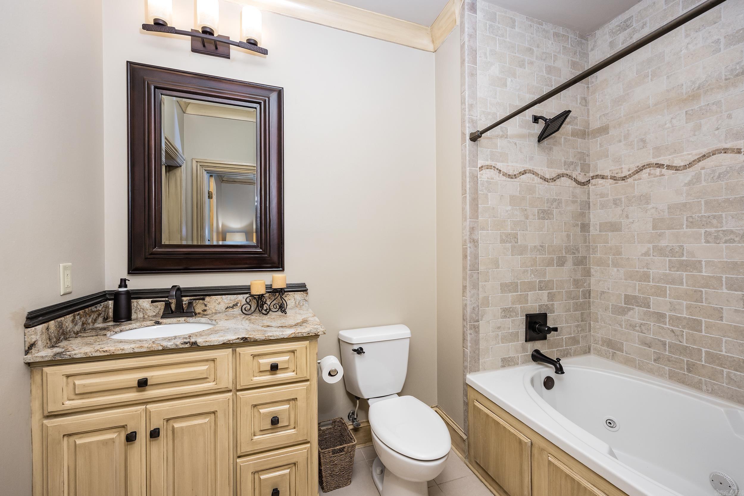 CHENAL VALLEY SOLOGNE CIRCLE - Residential