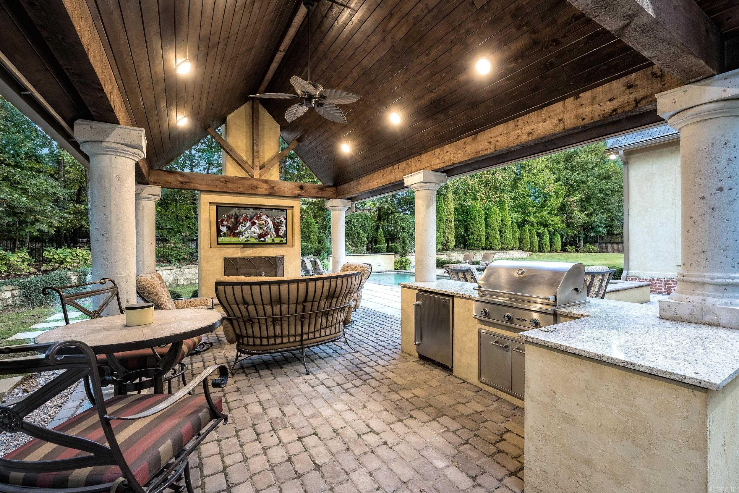 CHENAL VALLEY SOLOGNE CIRCLE - Residential