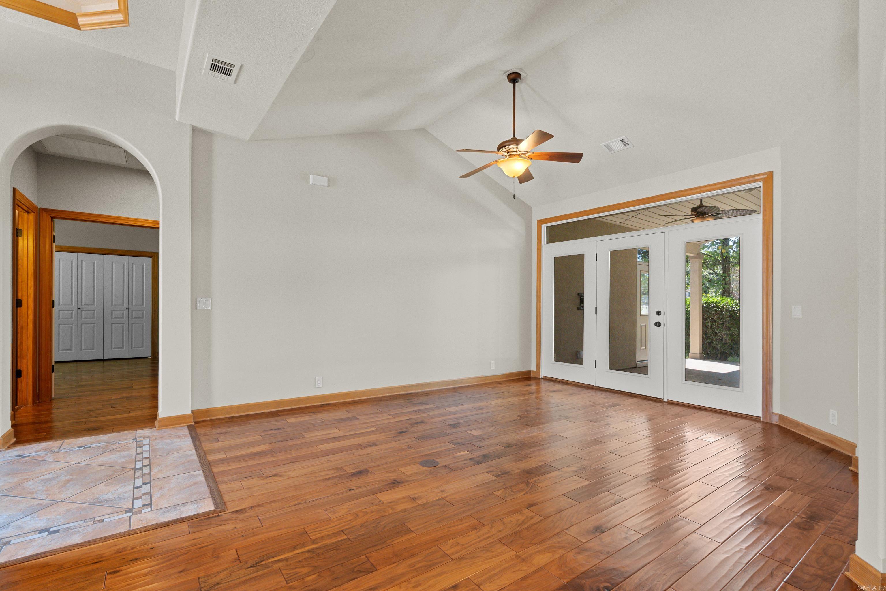 Isabella Courts - Residential