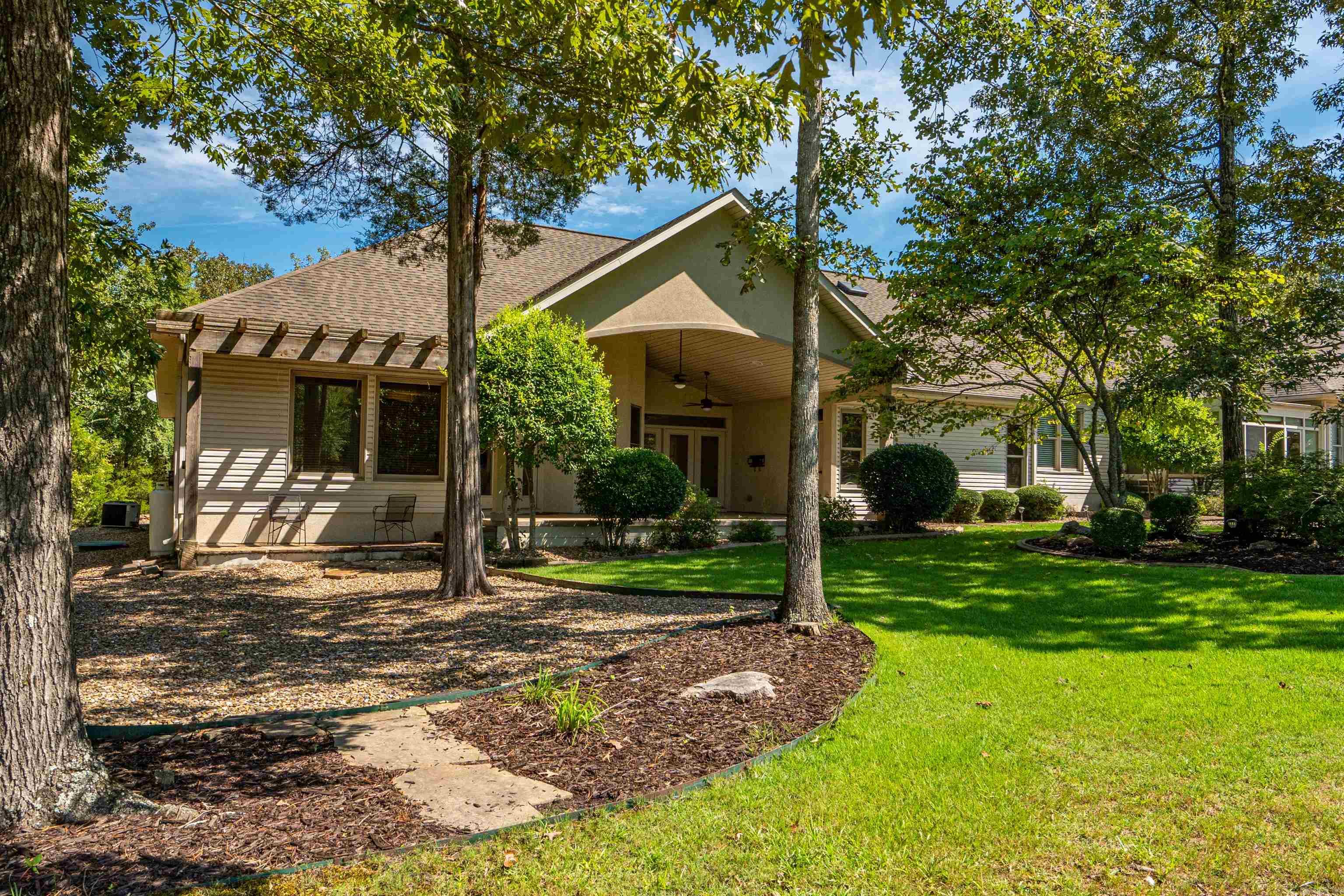Isabella Courts - Residential