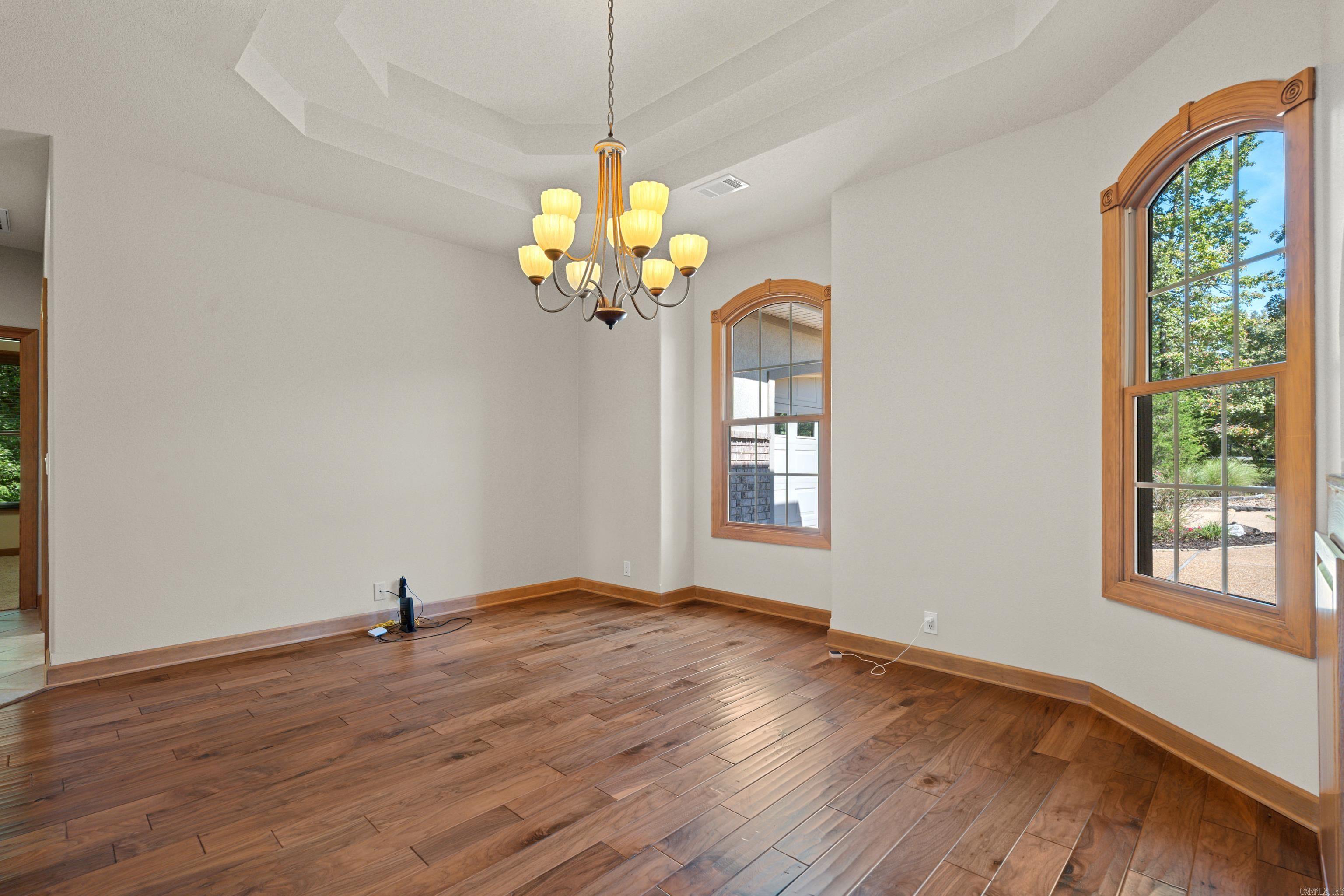 Isabella Courts - Residential