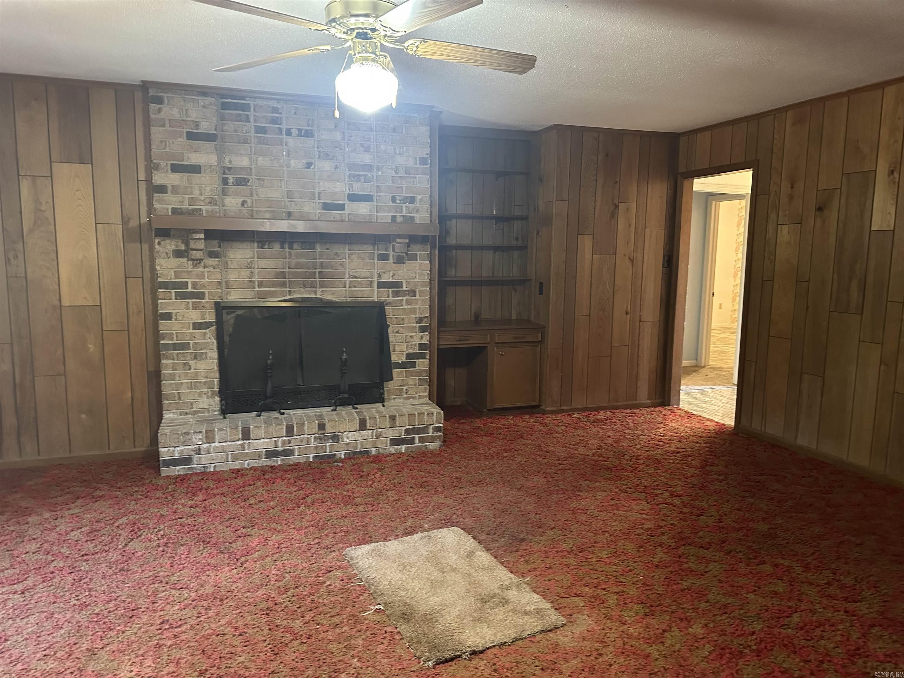 INDIAN HILLS - Residential