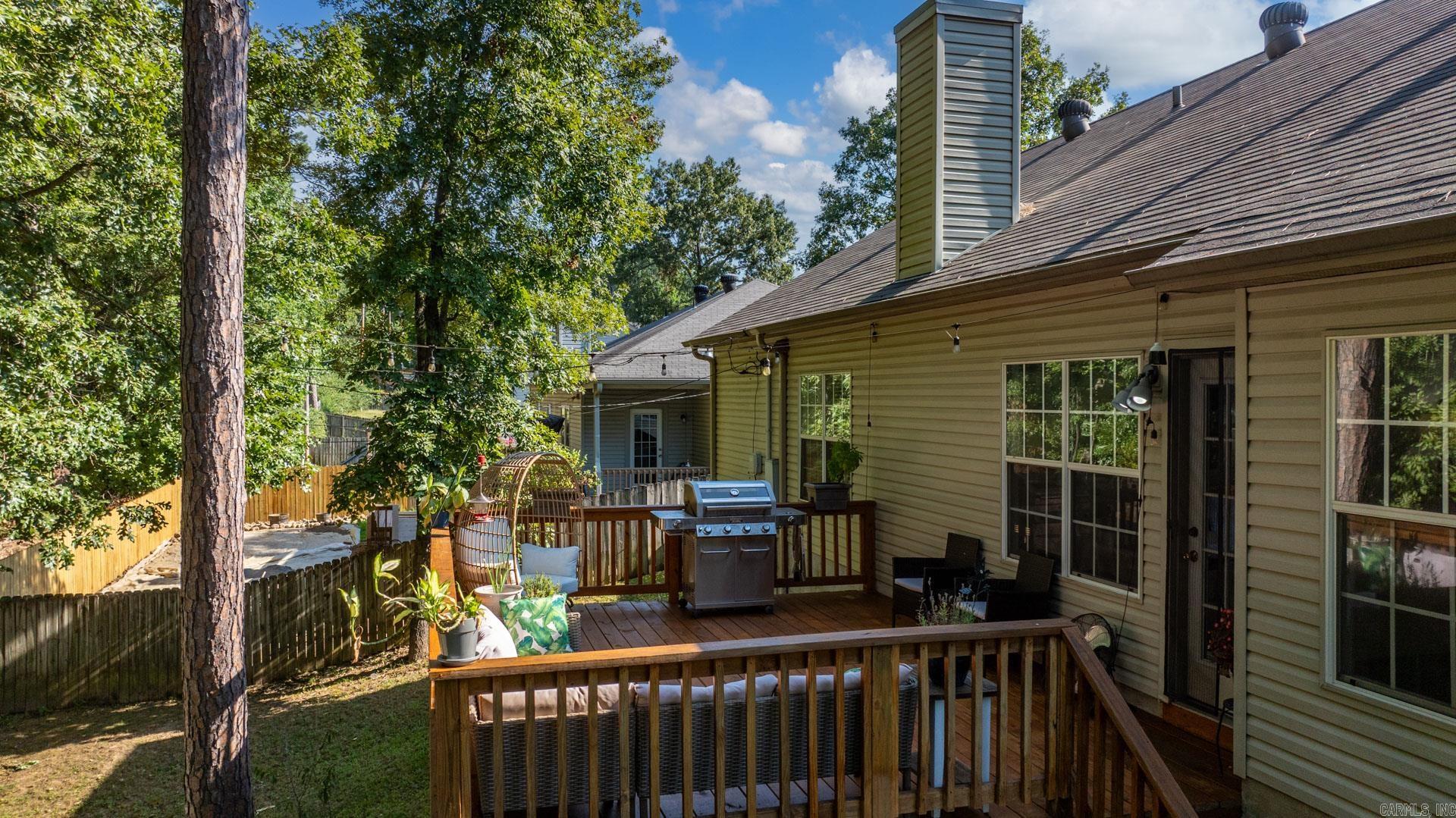 WESTHAMPTON - Residential