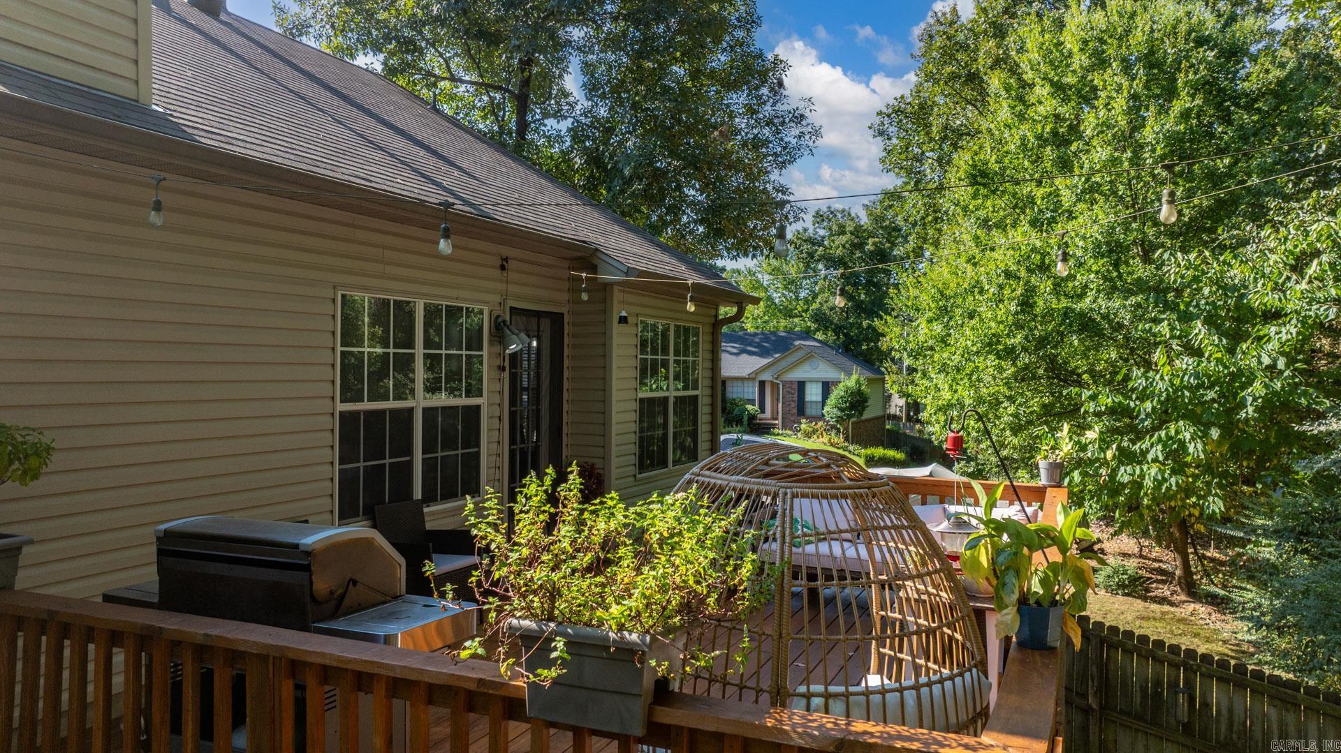 WESTHAMPTON - Residential