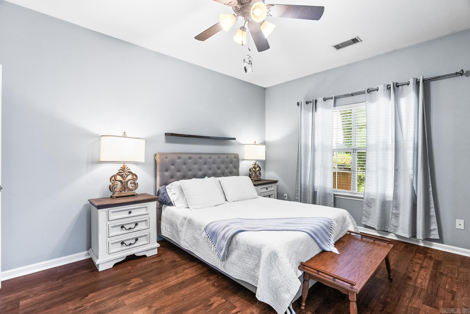 WESTHAMPTON - Residential