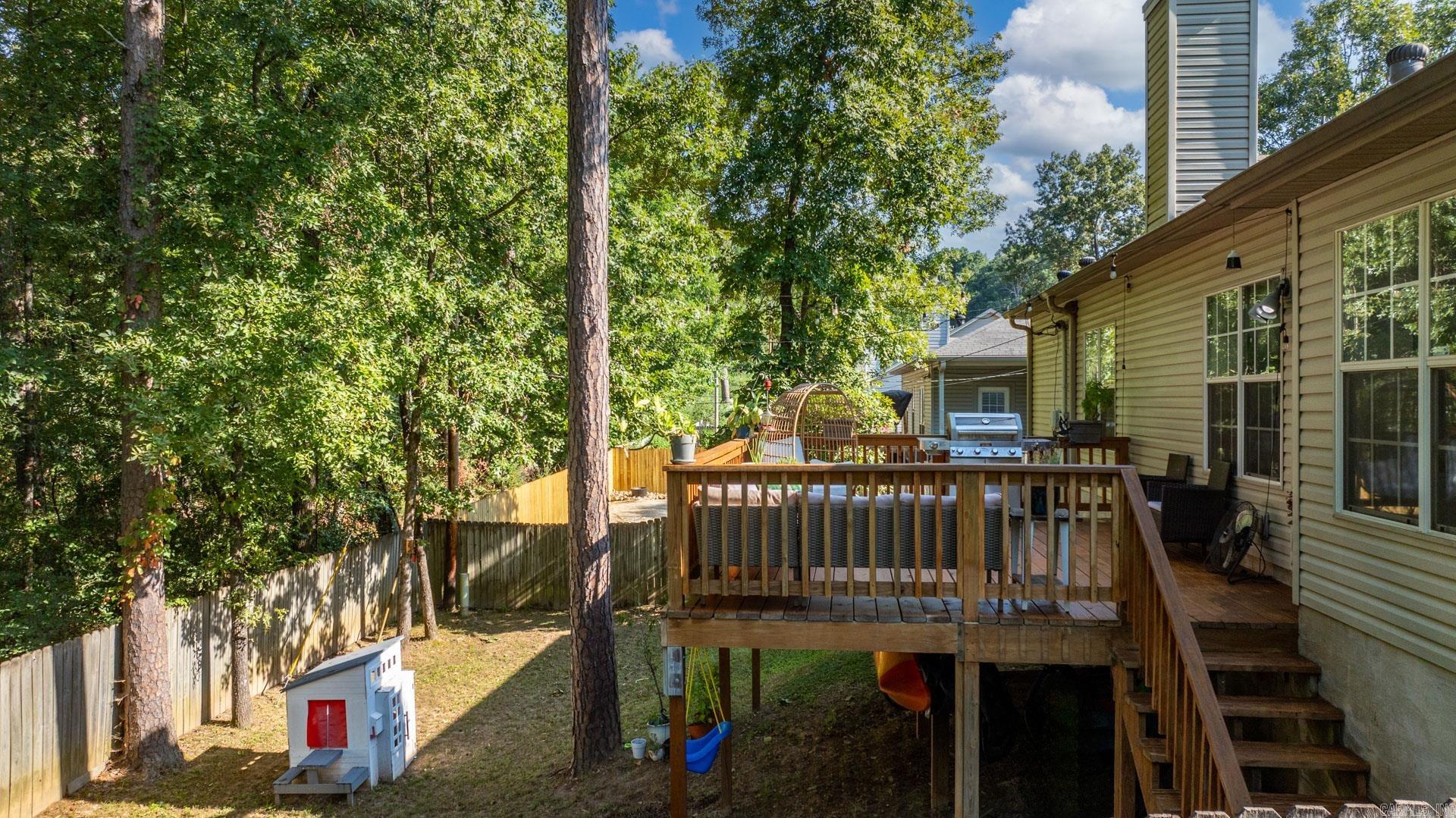 WESTHAMPTON - Residential