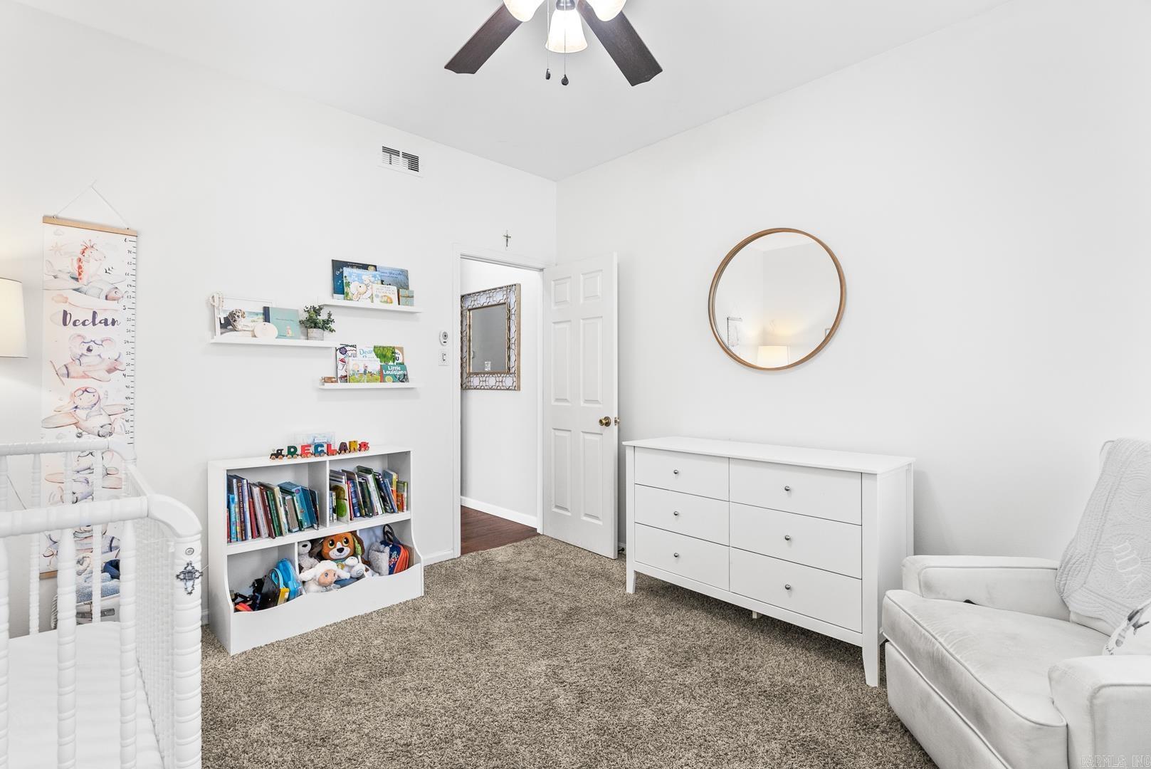 WESTHAMPTON - Residential