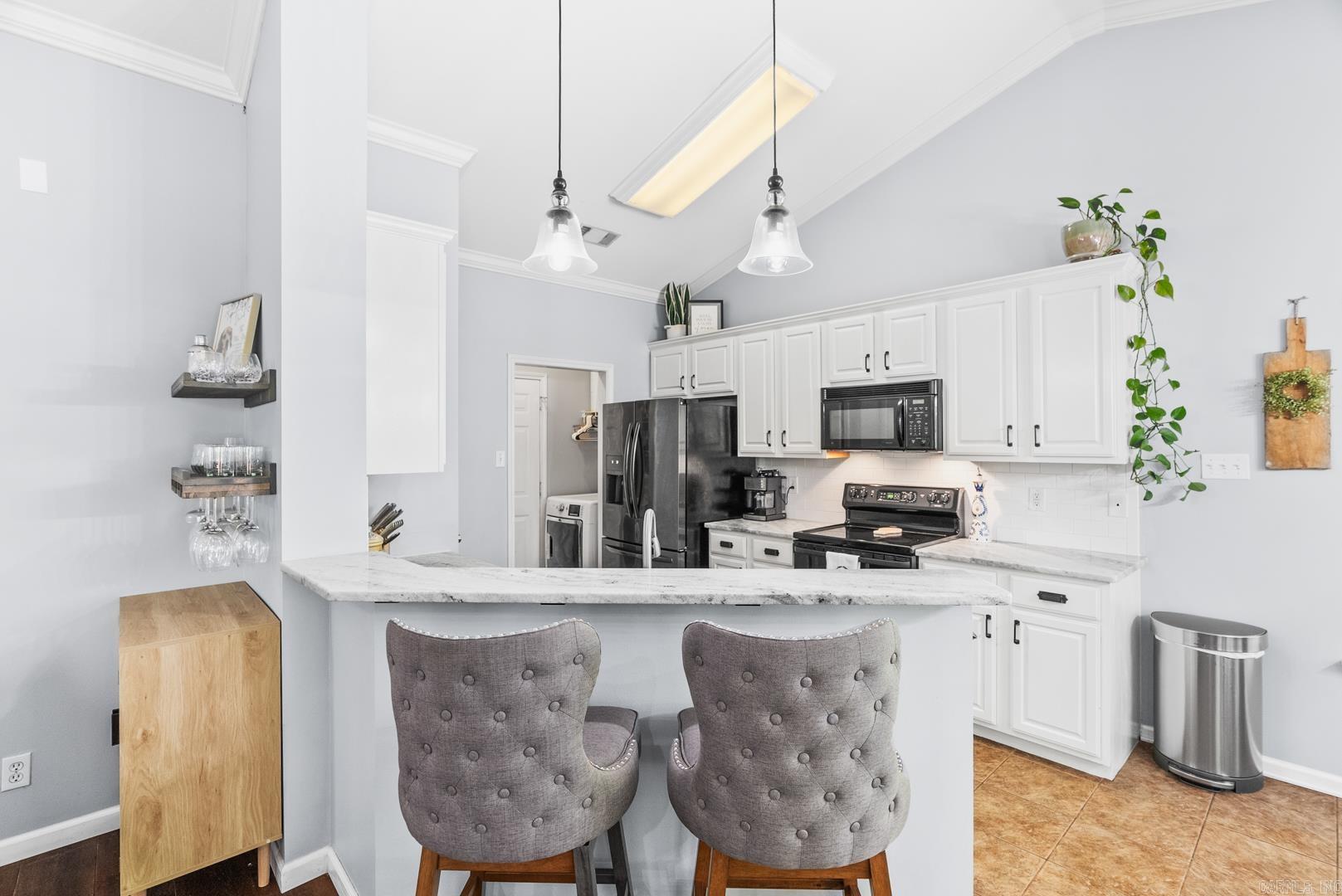 WESTHAMPTON - Residential