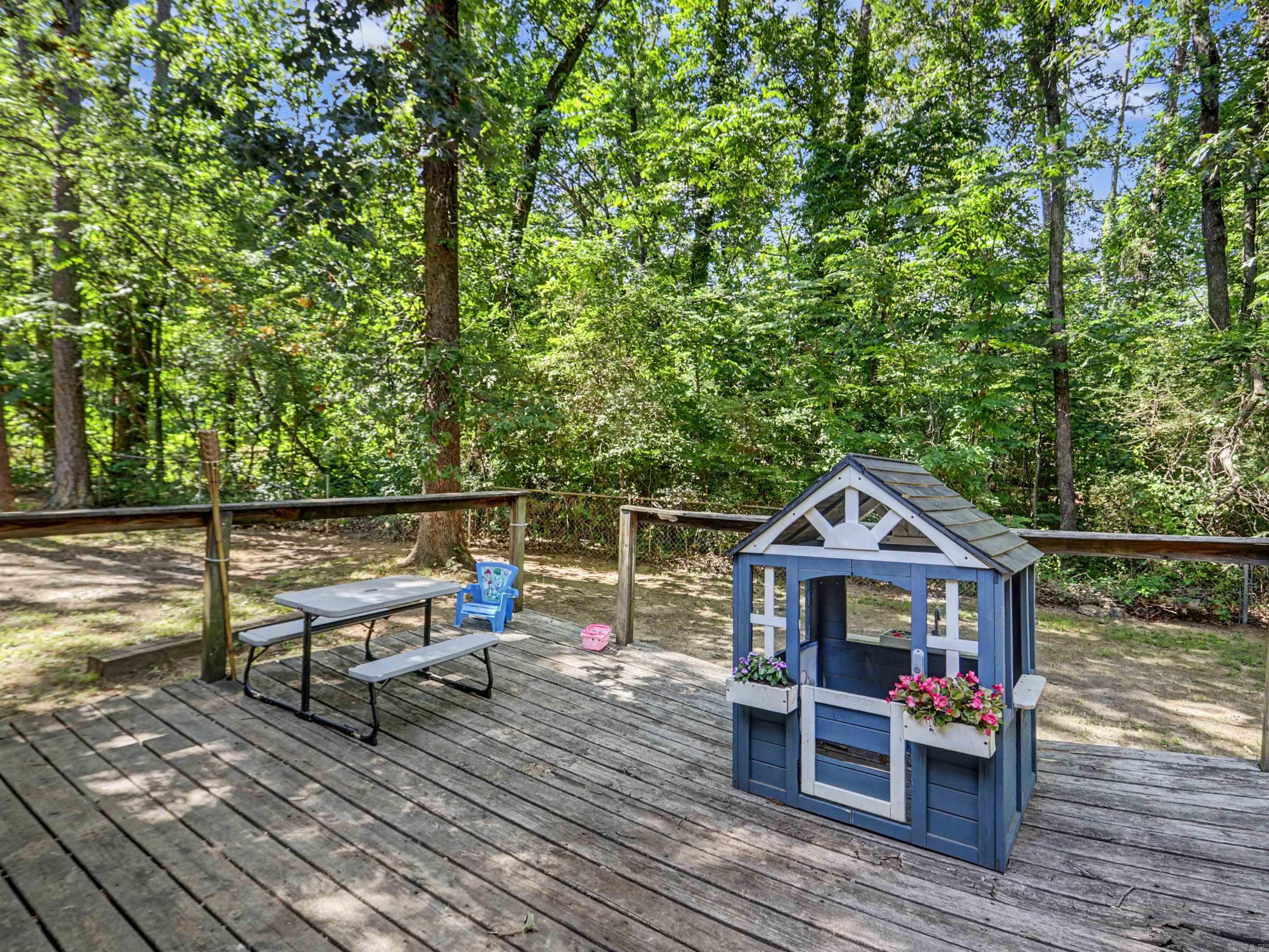 WOODRIDGE ESTATES - Residential